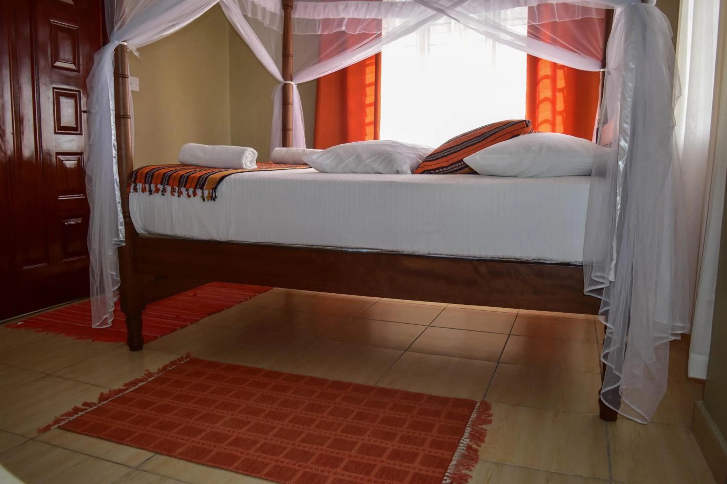 Bed in Tahira Villa
