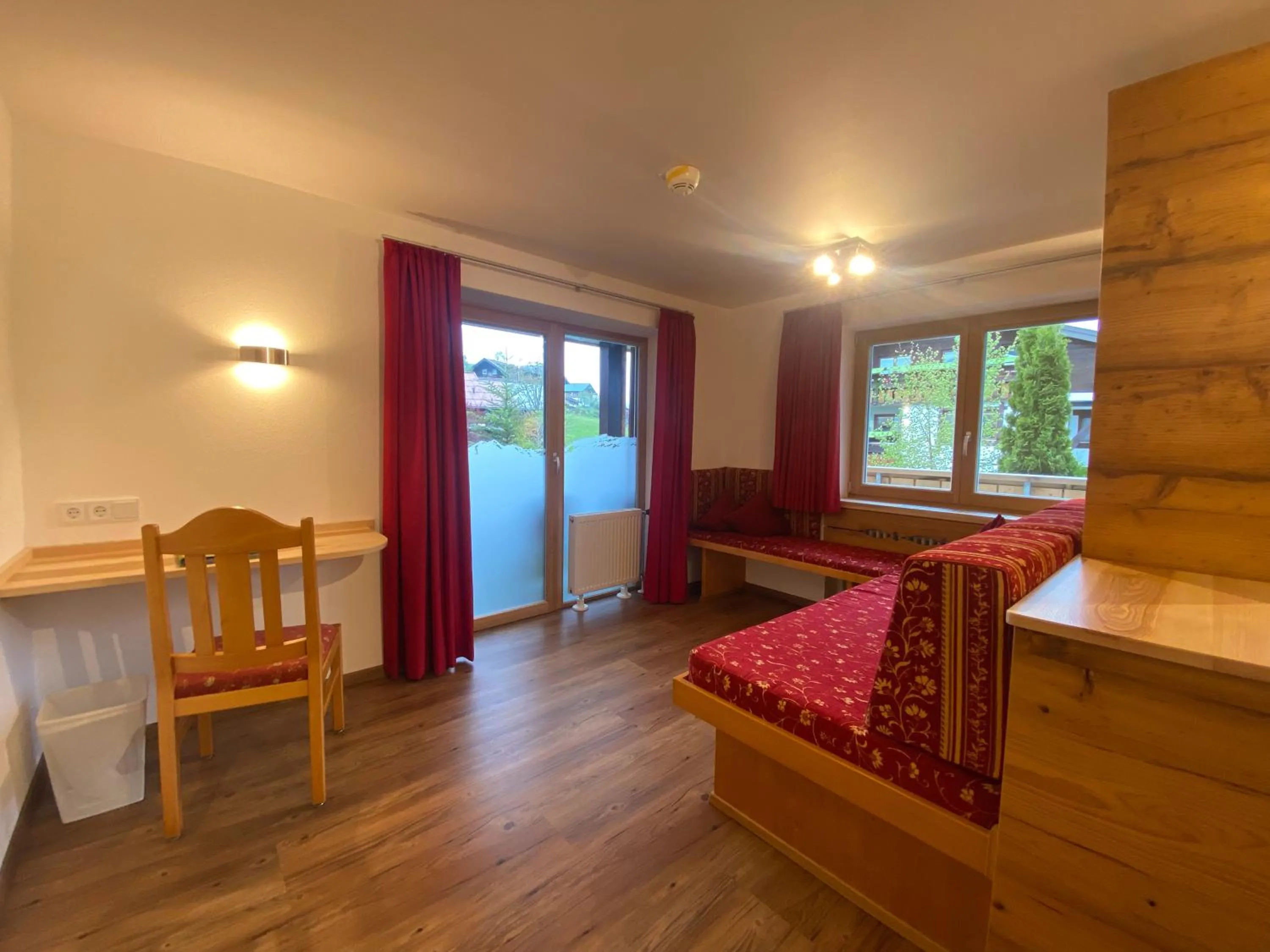 Living room in Hotel Alpensonne