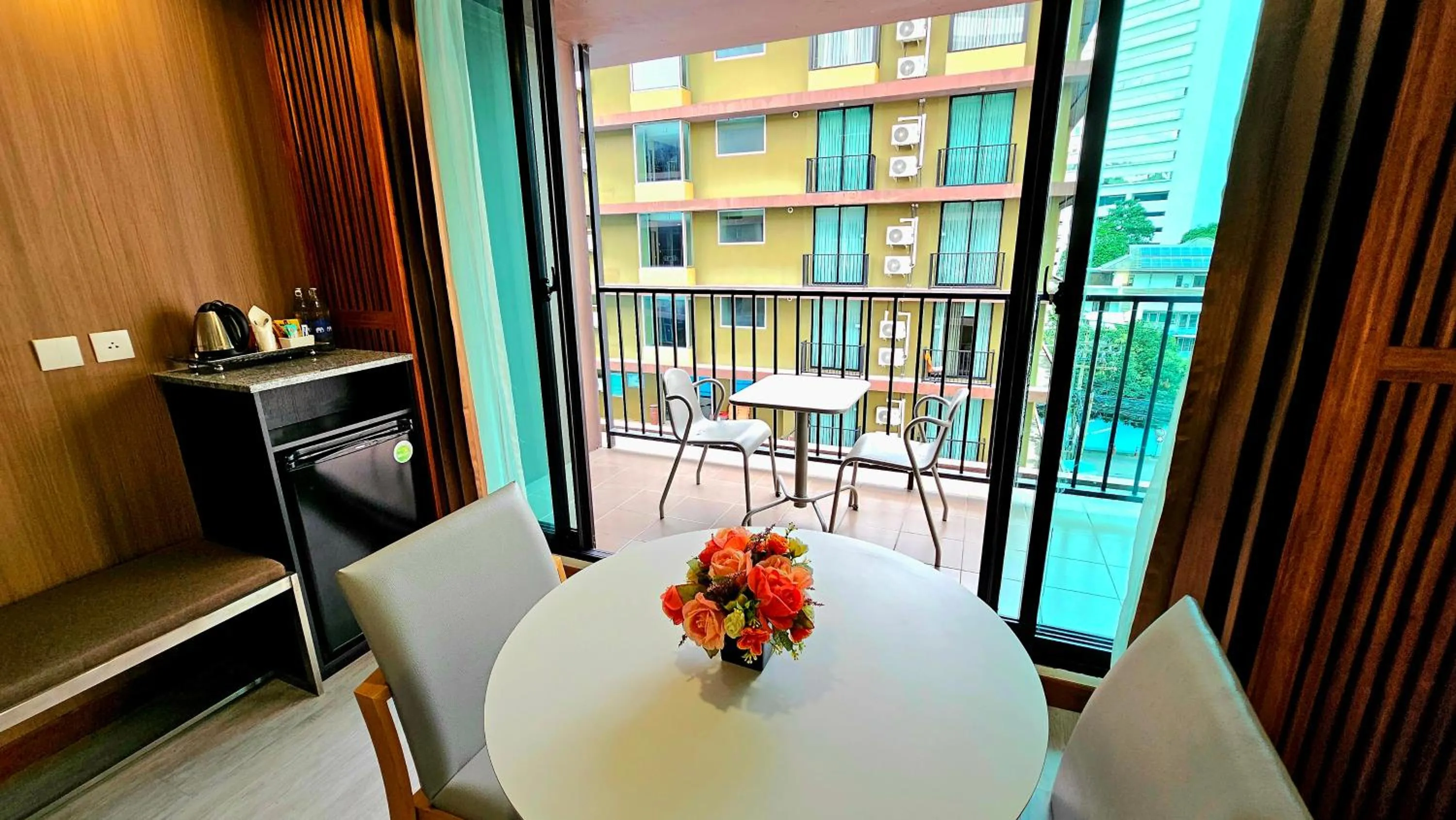 Dynasty Grande Hotel