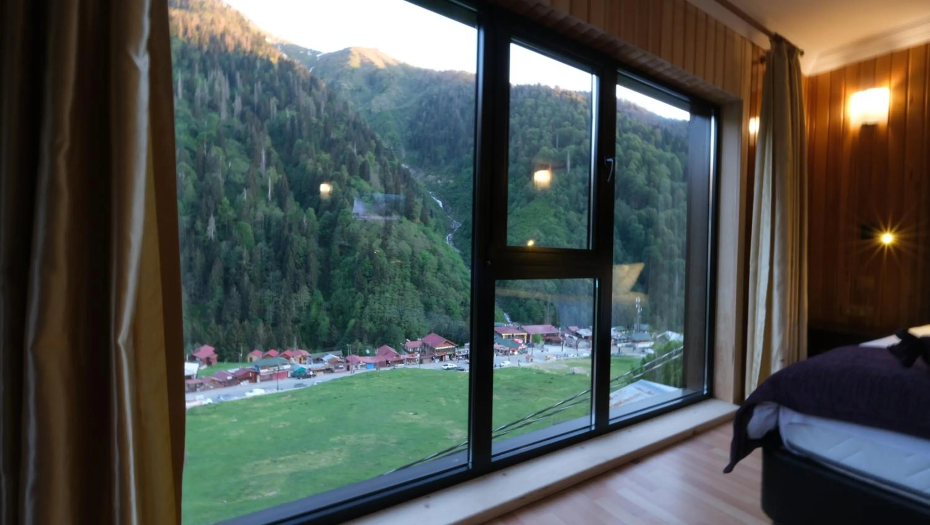 Bed in Ayder Villa de Pelit Hotel