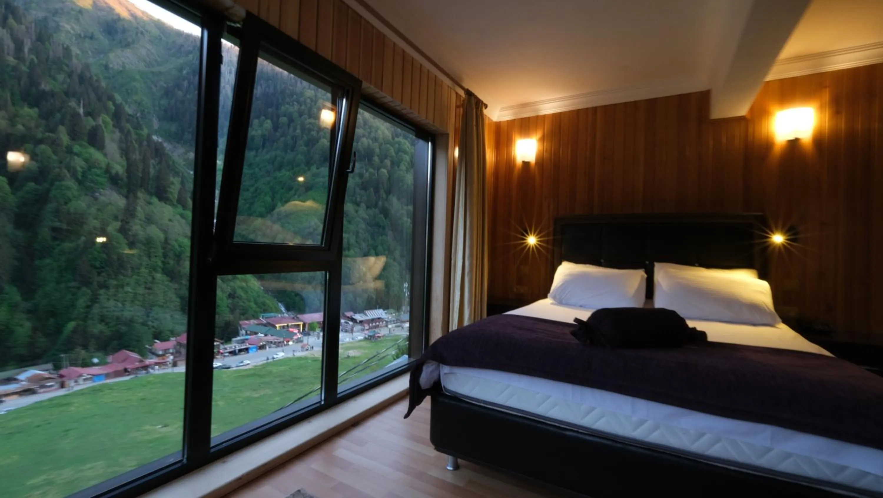 Bed in Ayder Villa de Pelit Hotel