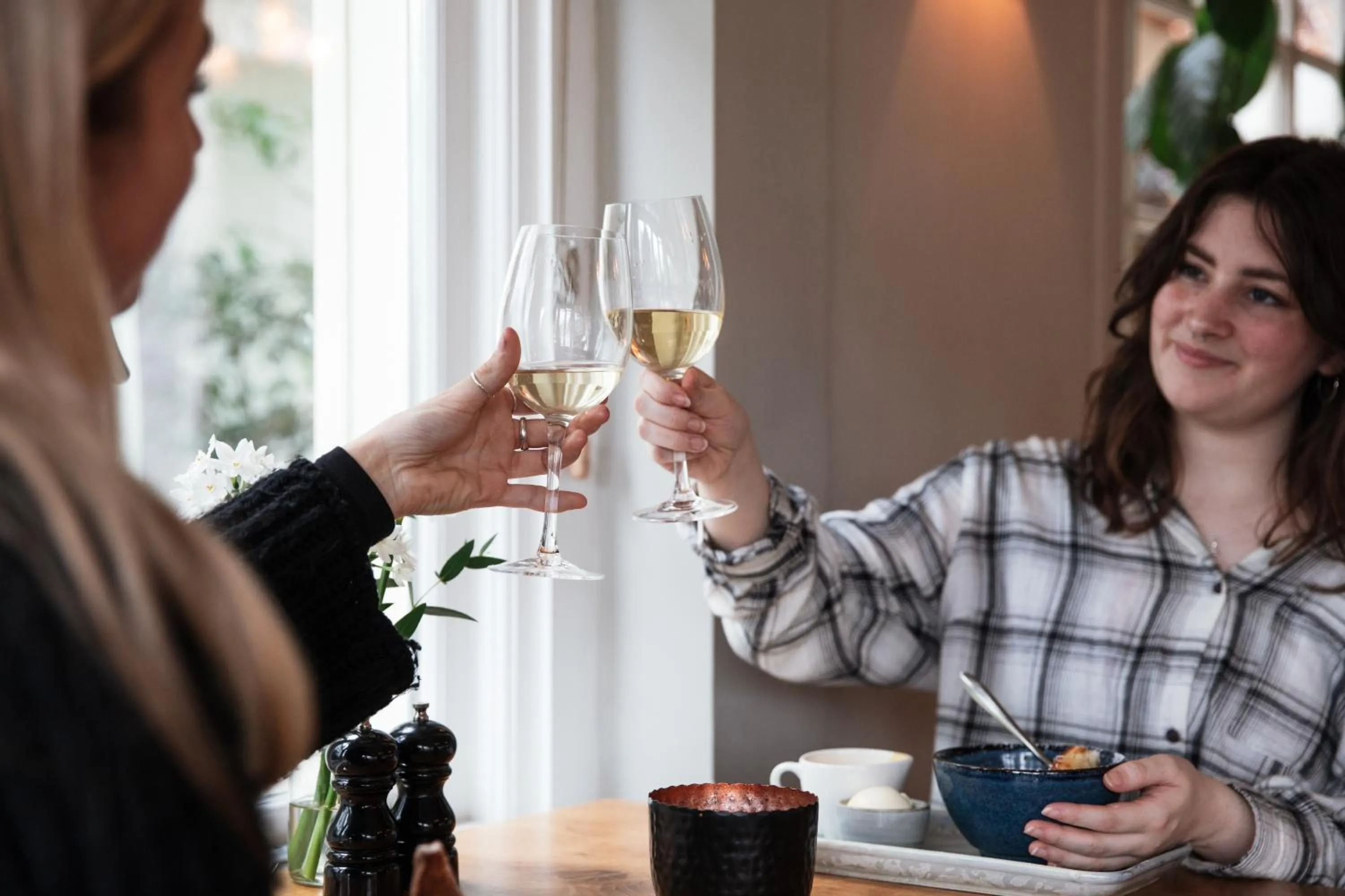 Restaurant/places to eat in The Plume of Feathers