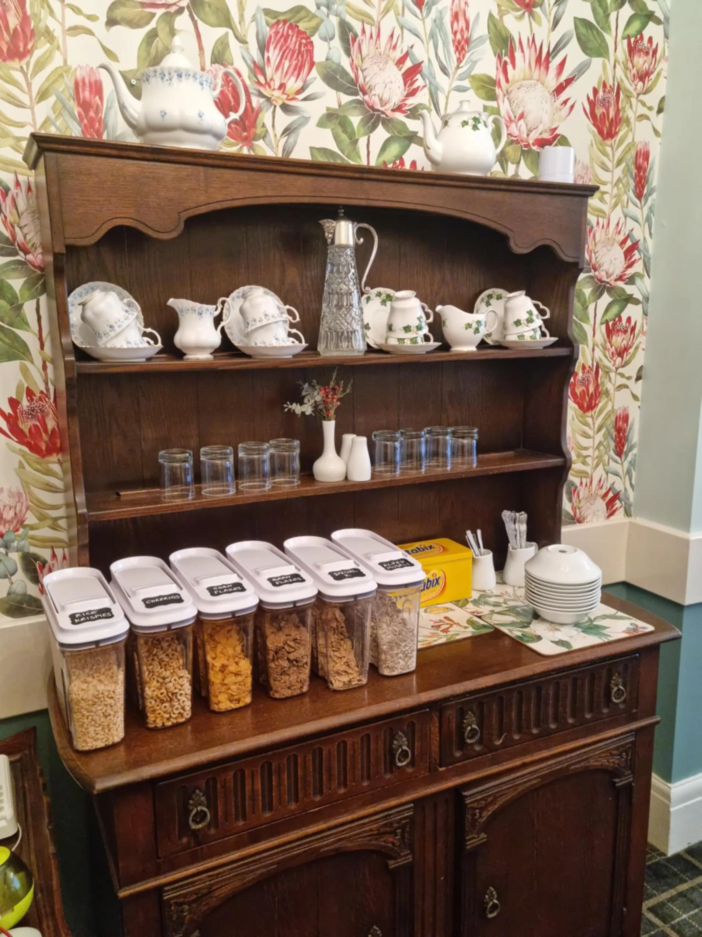 Food in Mostyn House