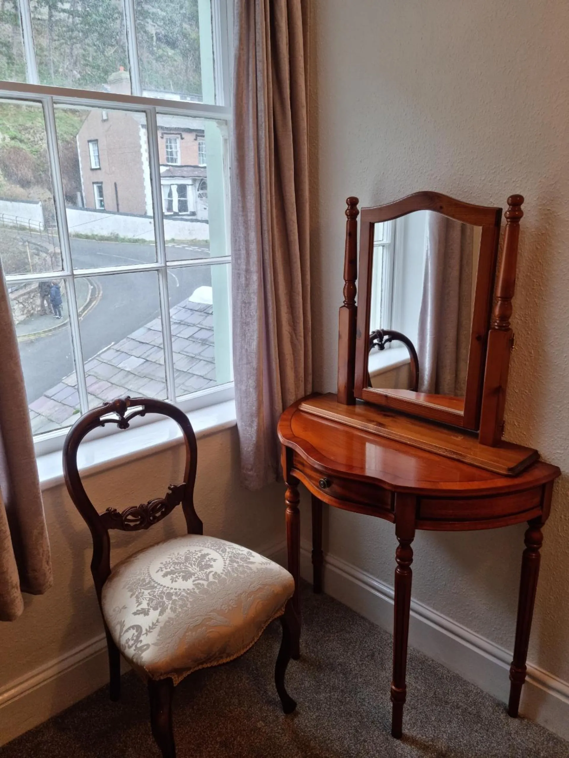 Bedroom in Mostyn House