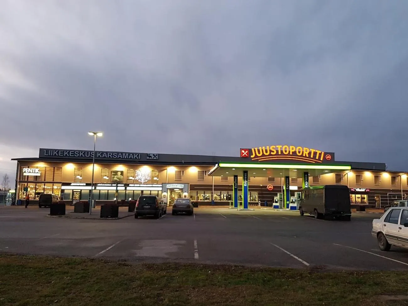 Property building in Hotelli Kärsämäki