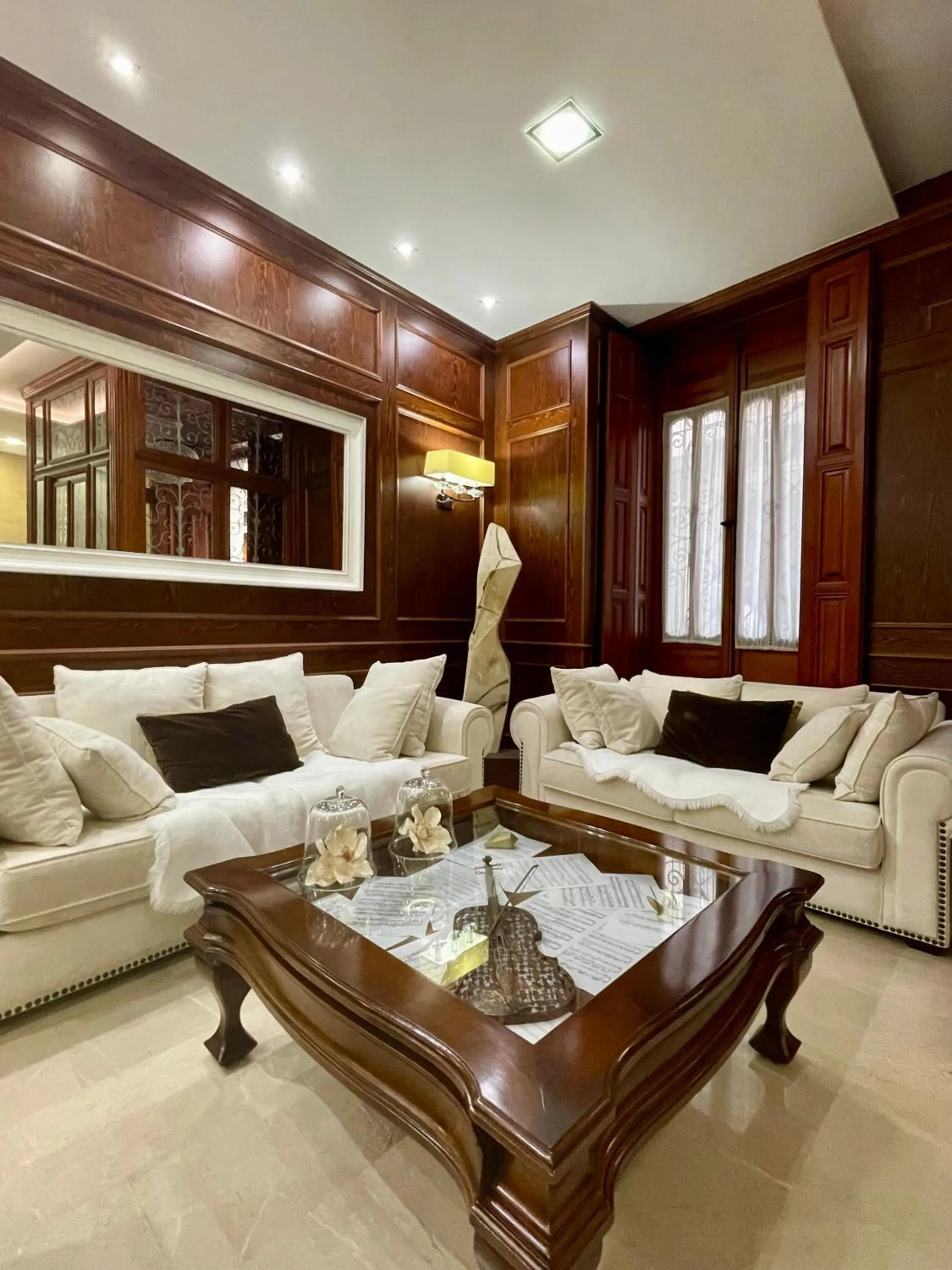 Lobby or reception in Hotel San Sebastián Hospedería