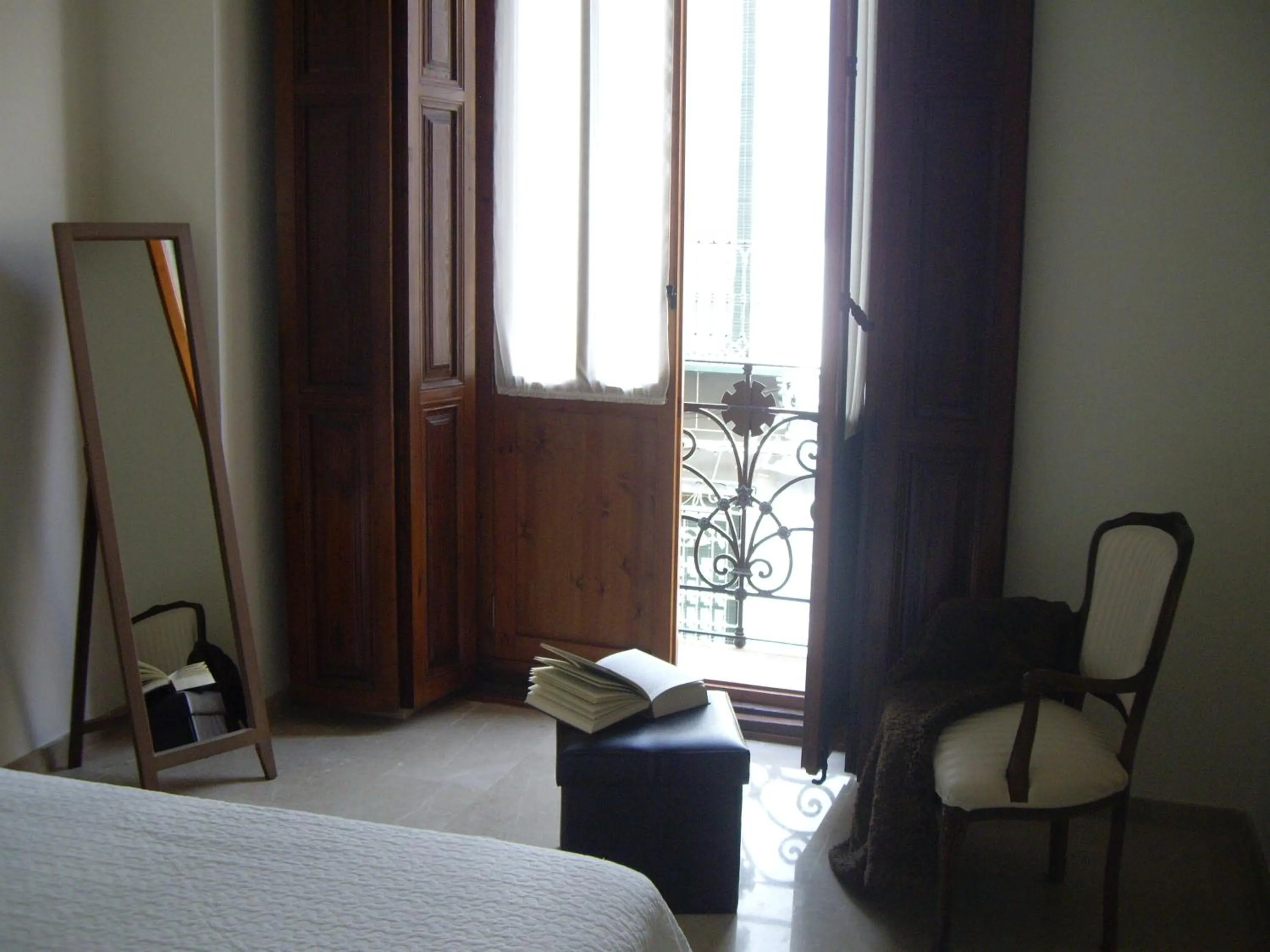 Decorative detail, Bed in Hotel San Sebastián Hospedería