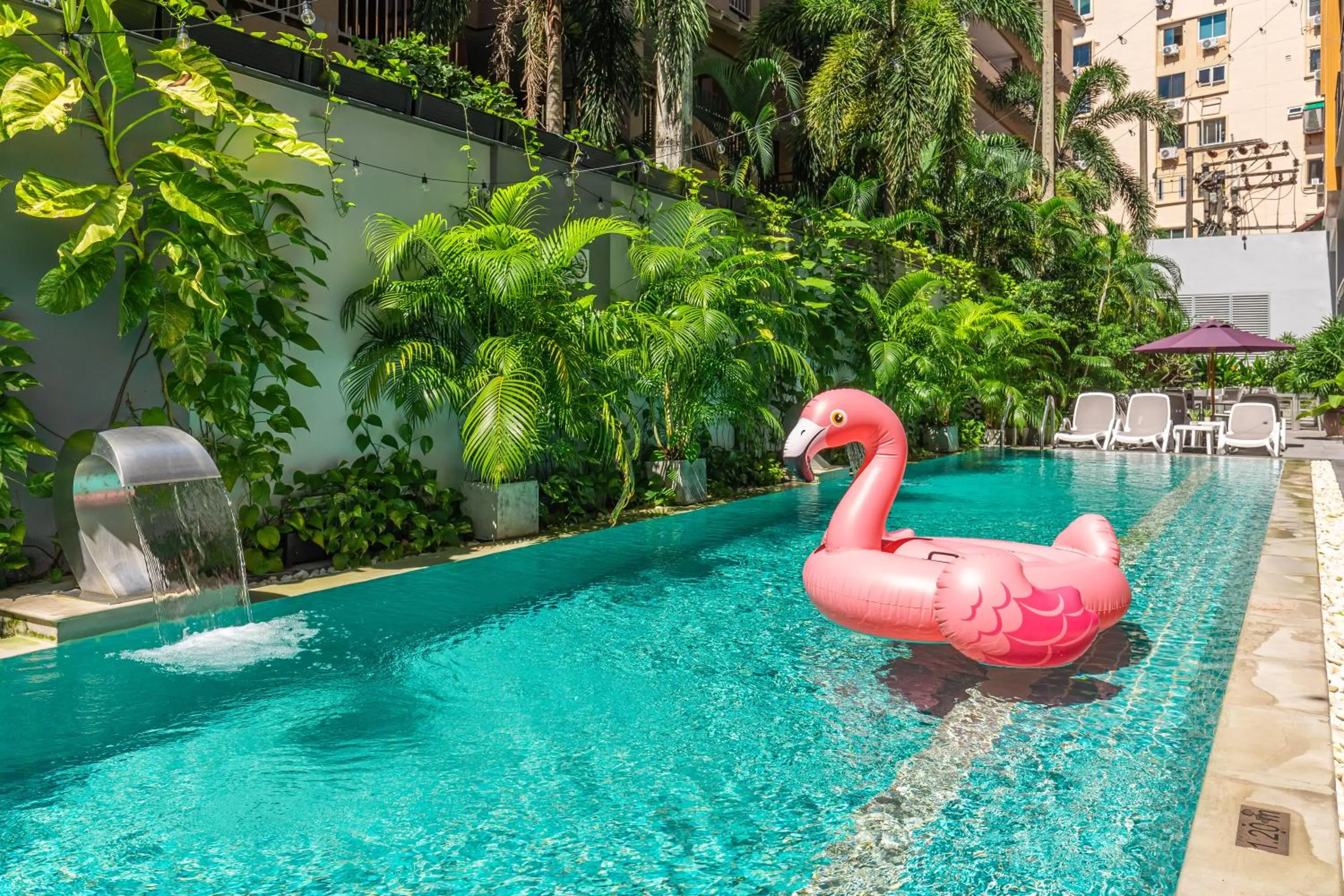 Swimming pool in WOOVO Phuket Patong - by Swandor