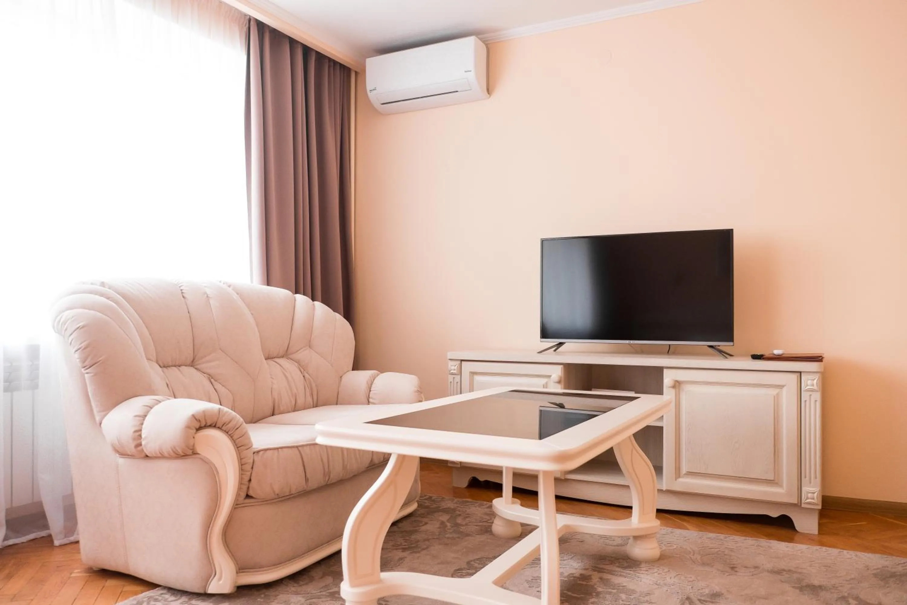 Superior Junior Suite in Hotel Halychyna