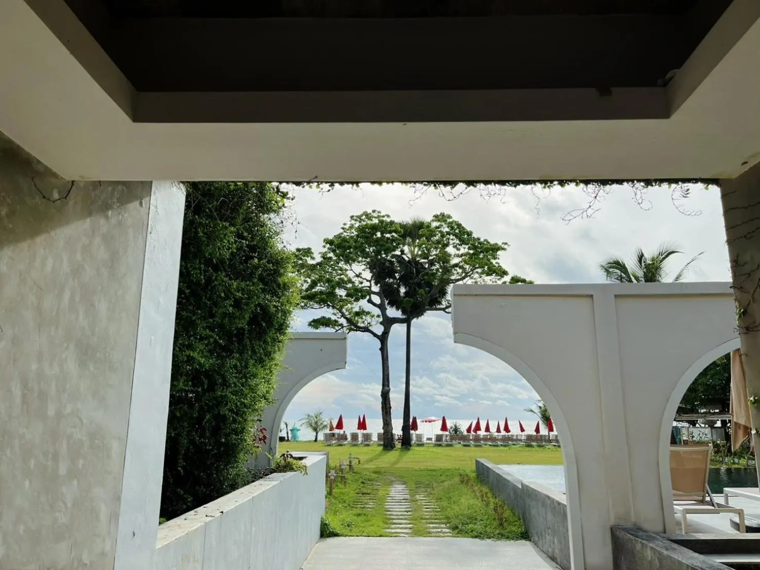 People in SriLanta Resort and Spa