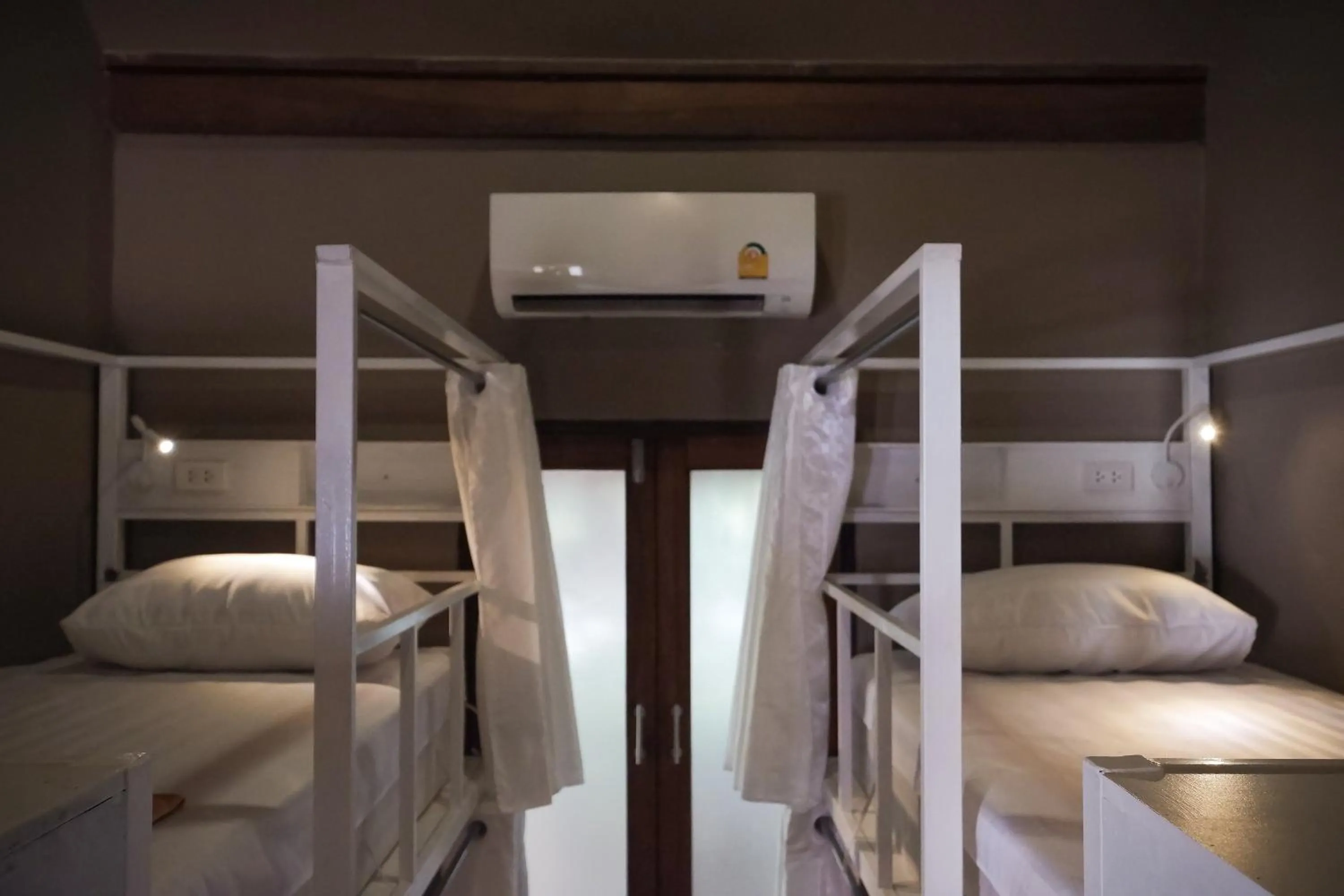 Bed in SriLanta Resort and Spa