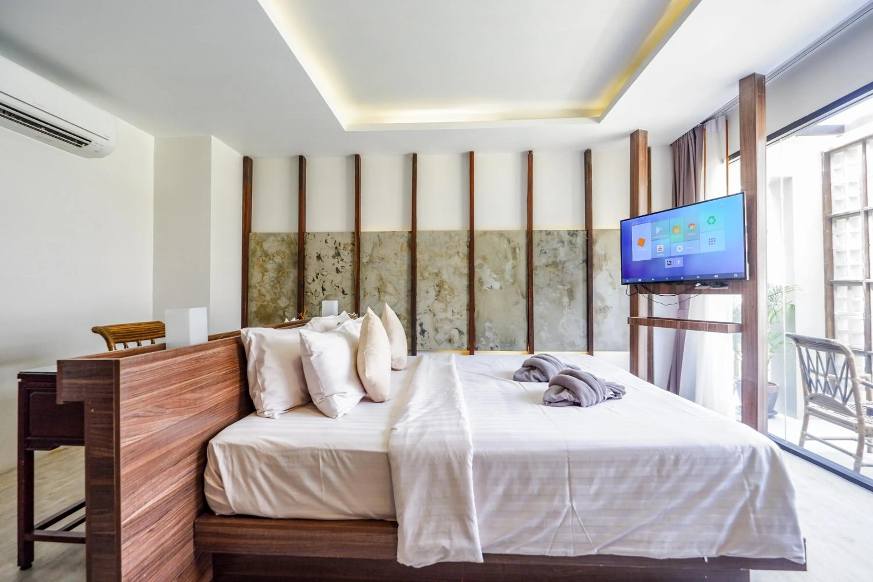 Photo of the whole room, Bed in SriLanta Resort and Spa