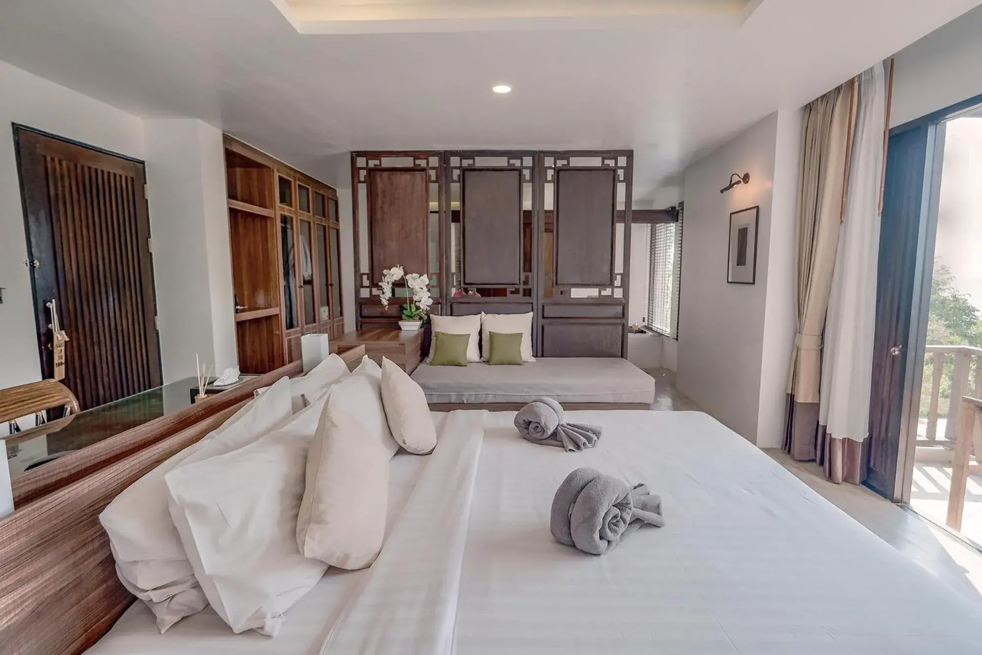 Photo of the whole room, Bed in SriLanta Resort and Spa Photo of the whole room, Bed in SriLanta Resort and Spa