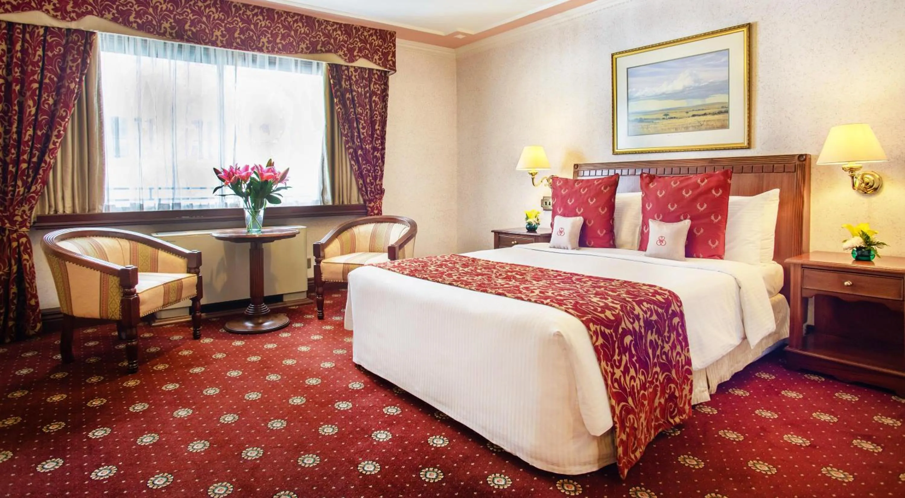 Photo of the whole room, Bed in Sarova Stanley