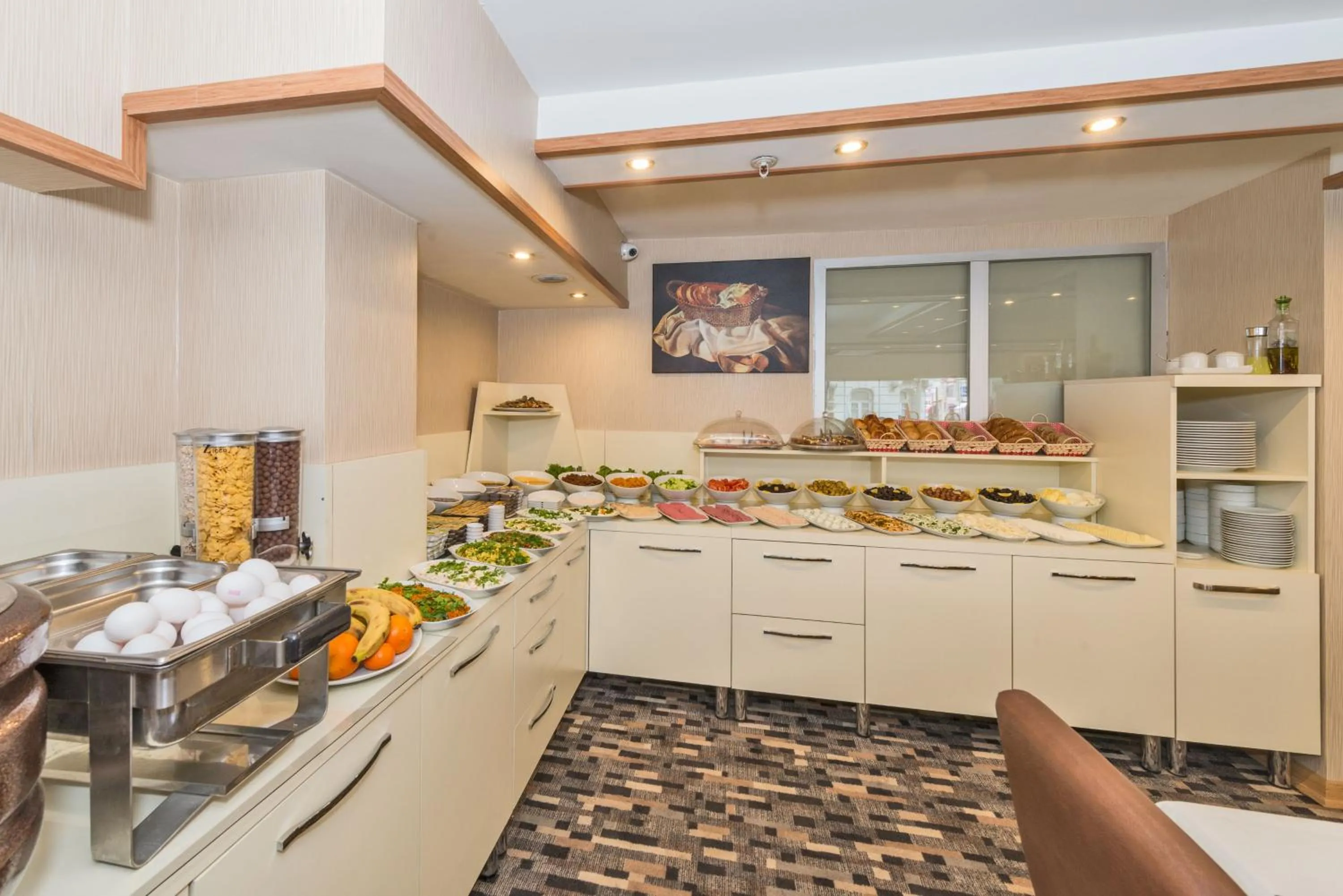 Buffet breakfast in Regno Hotel