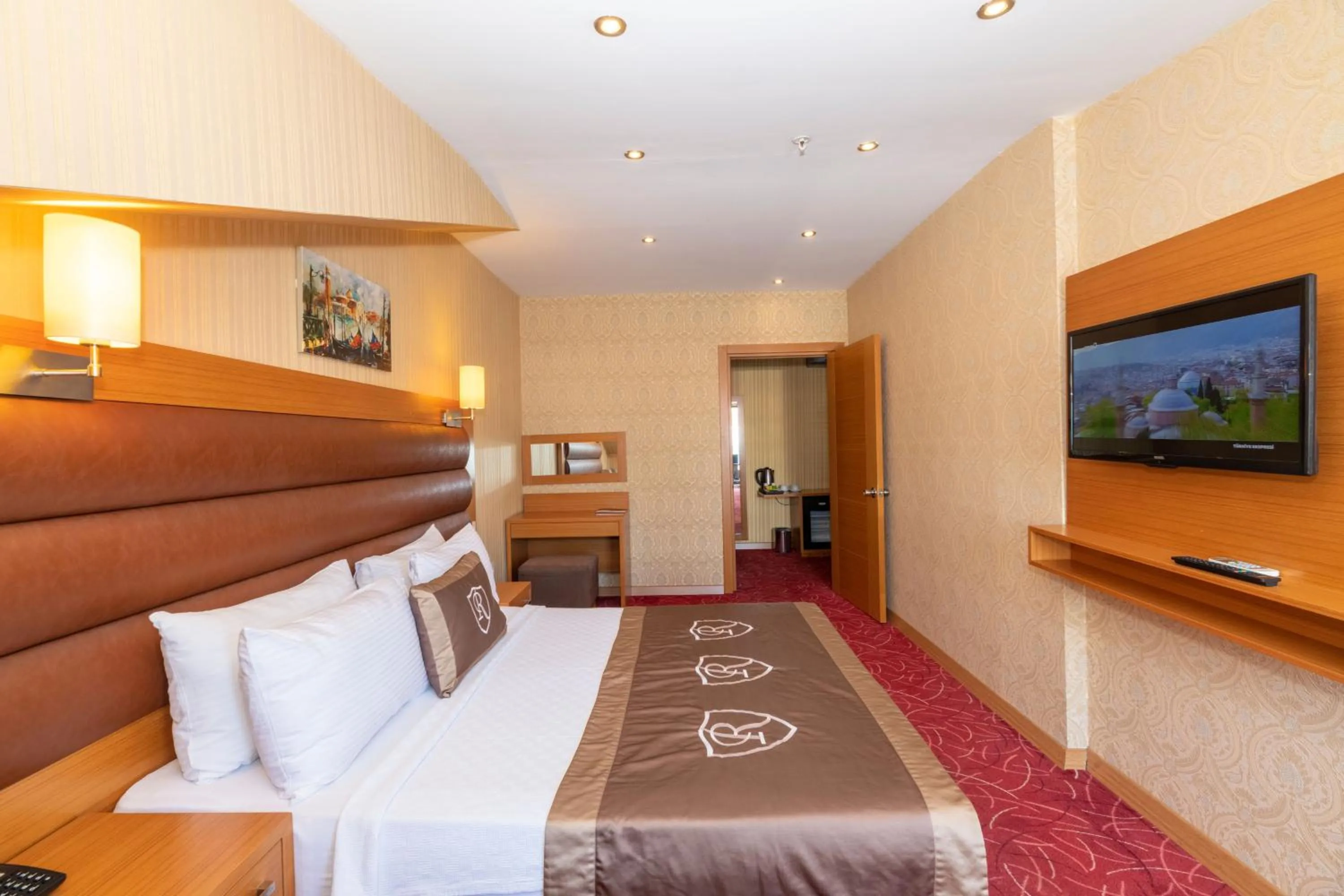 Photo of the whole room, Bed in Regno Hotel