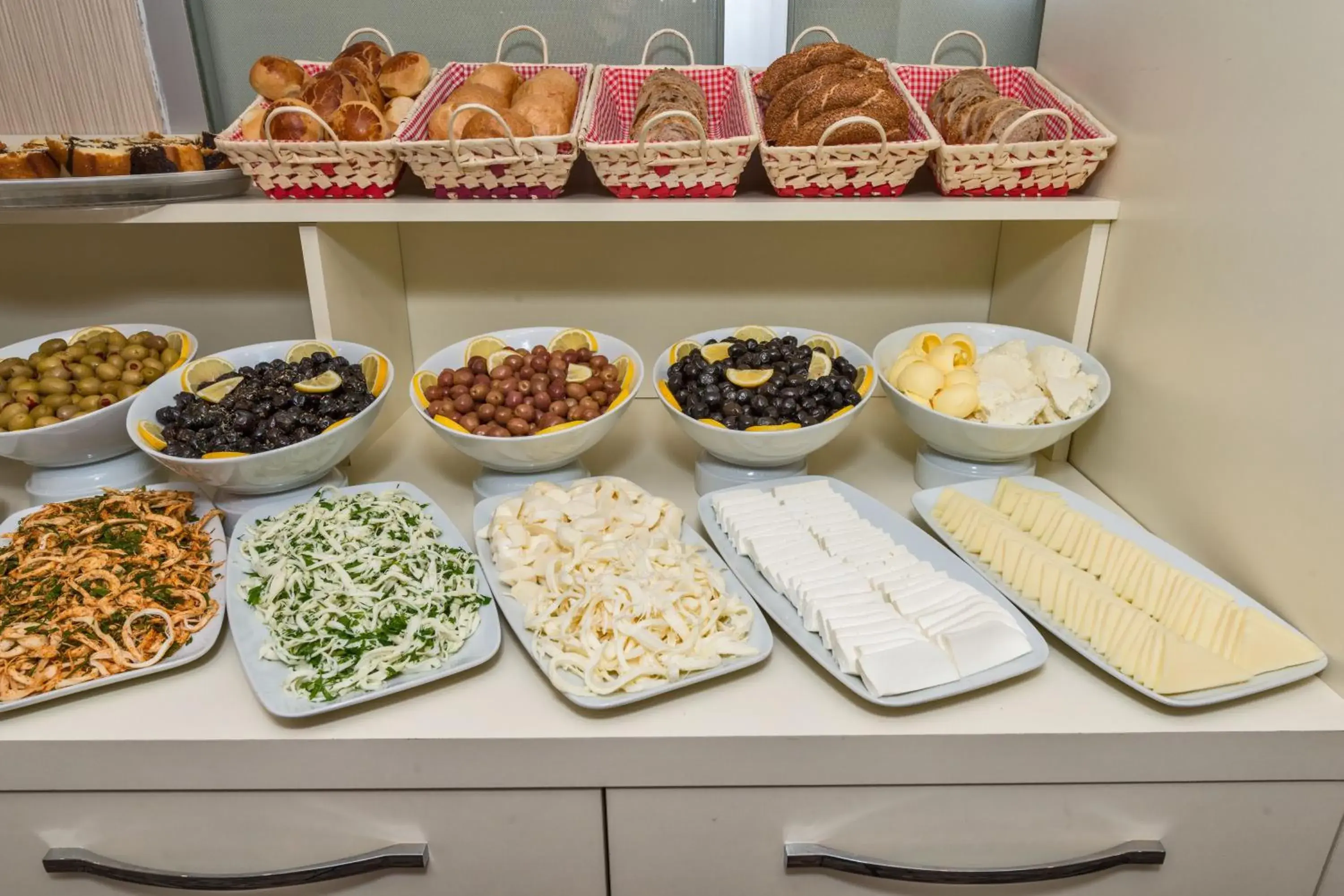 Restaurant/places to eat in Regno Hotel Restaurant/places to eat in Regno Hotel