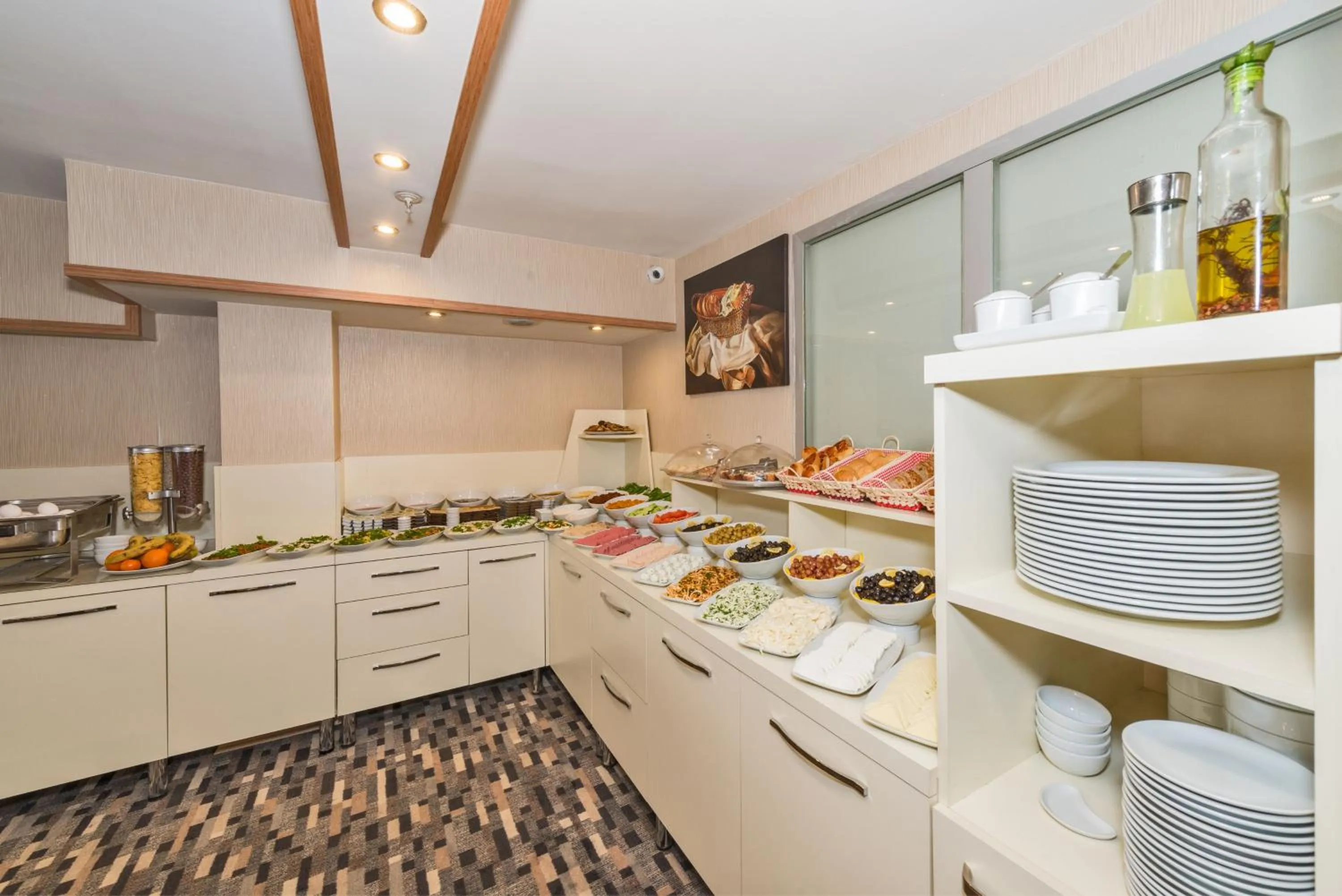 Buffet breakfast in Regno Hotel