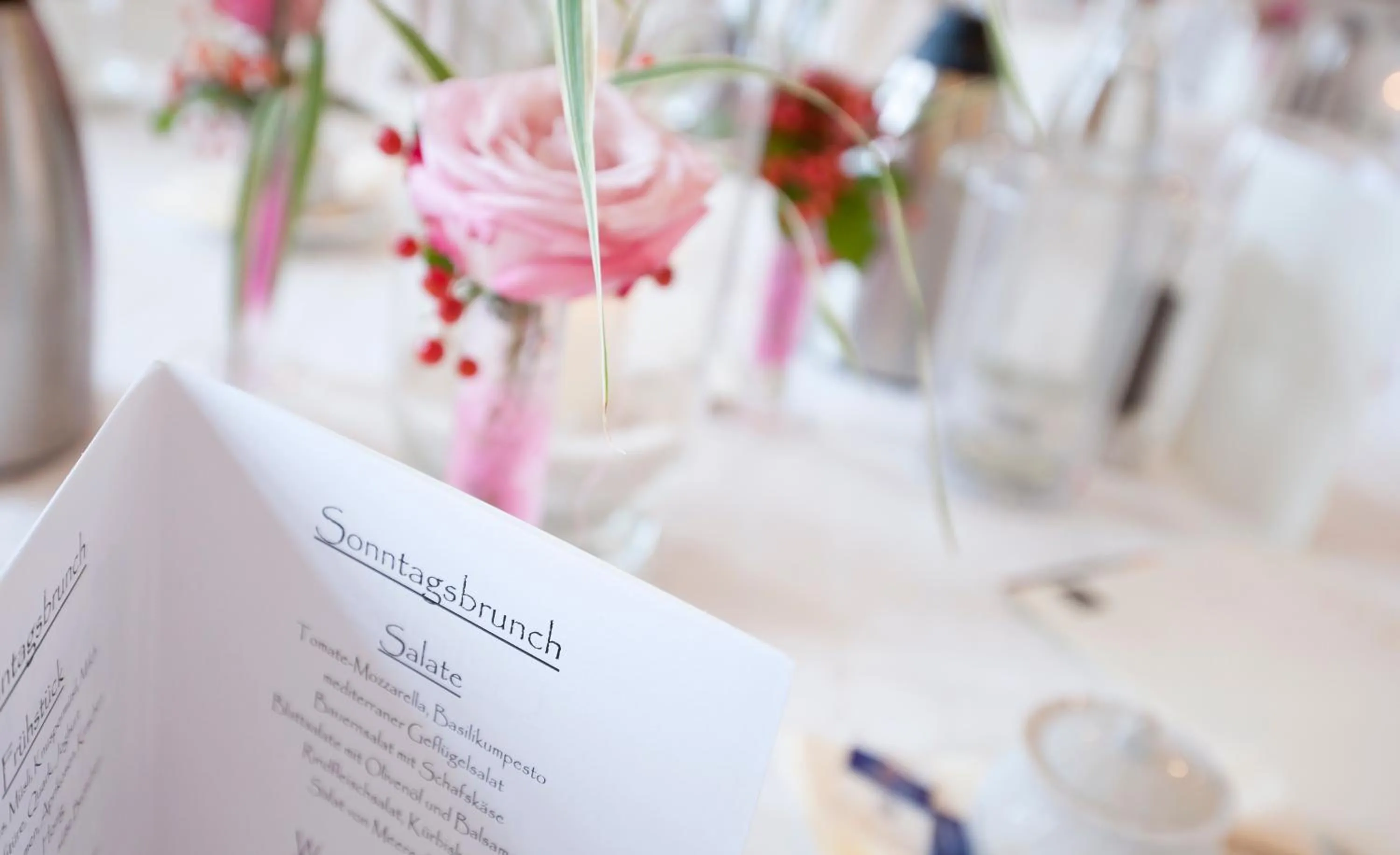 Restaurant/places to eat in Schloss Berge