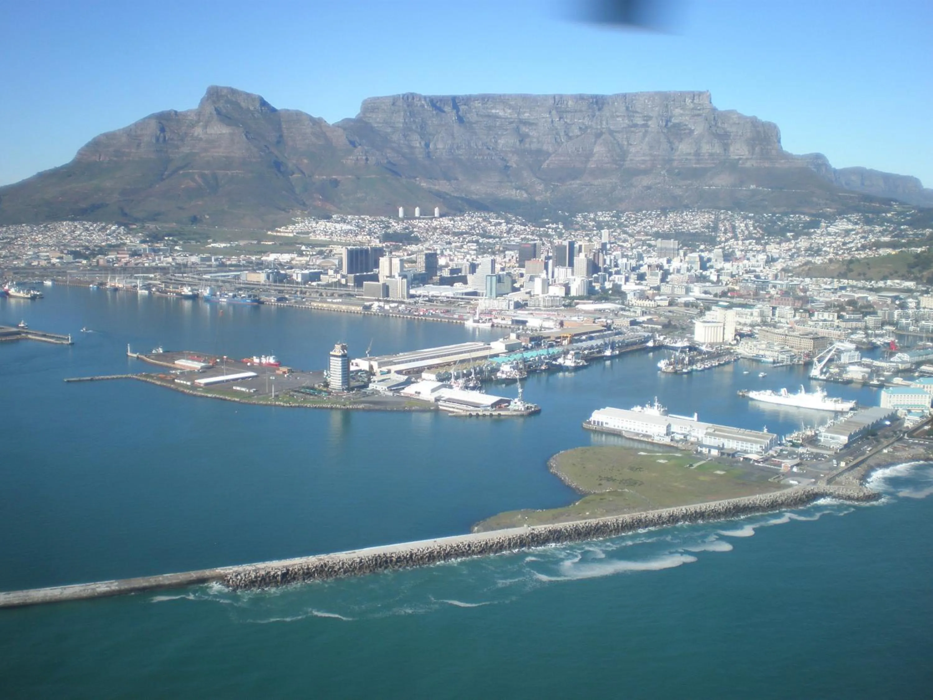 Sea view in Gordons Guesthouse