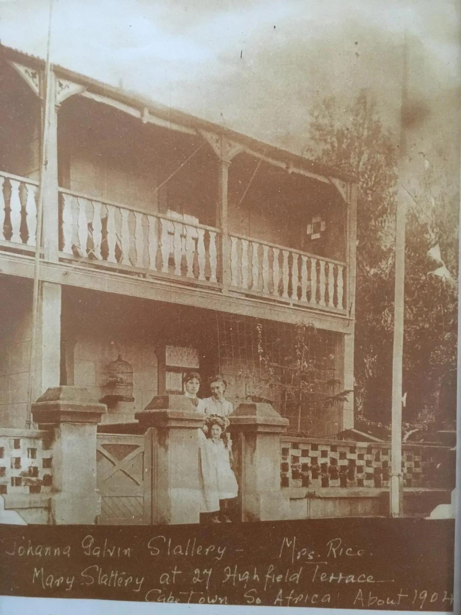 Property building in Gordons Guesthouse