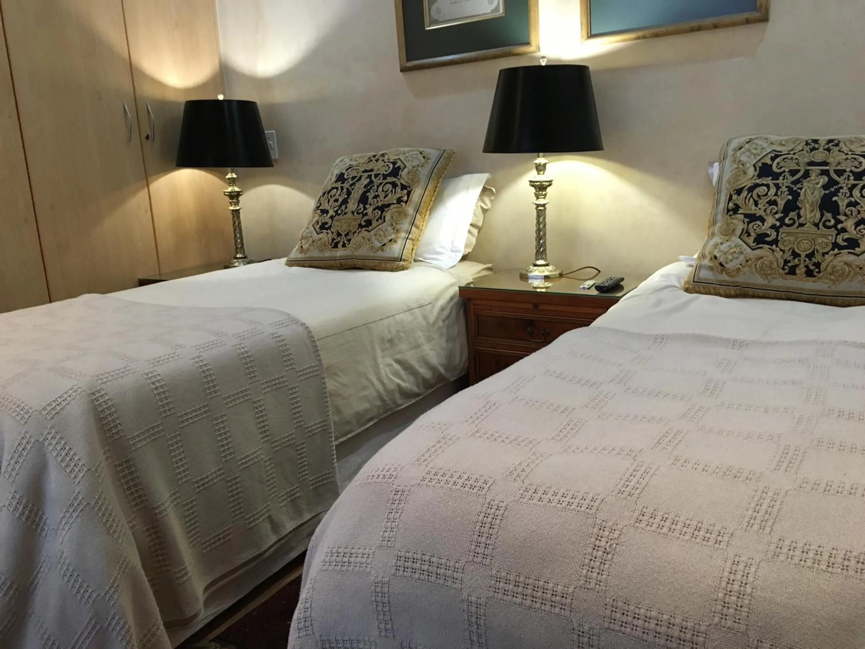 Bed in Gordons Guesthouse