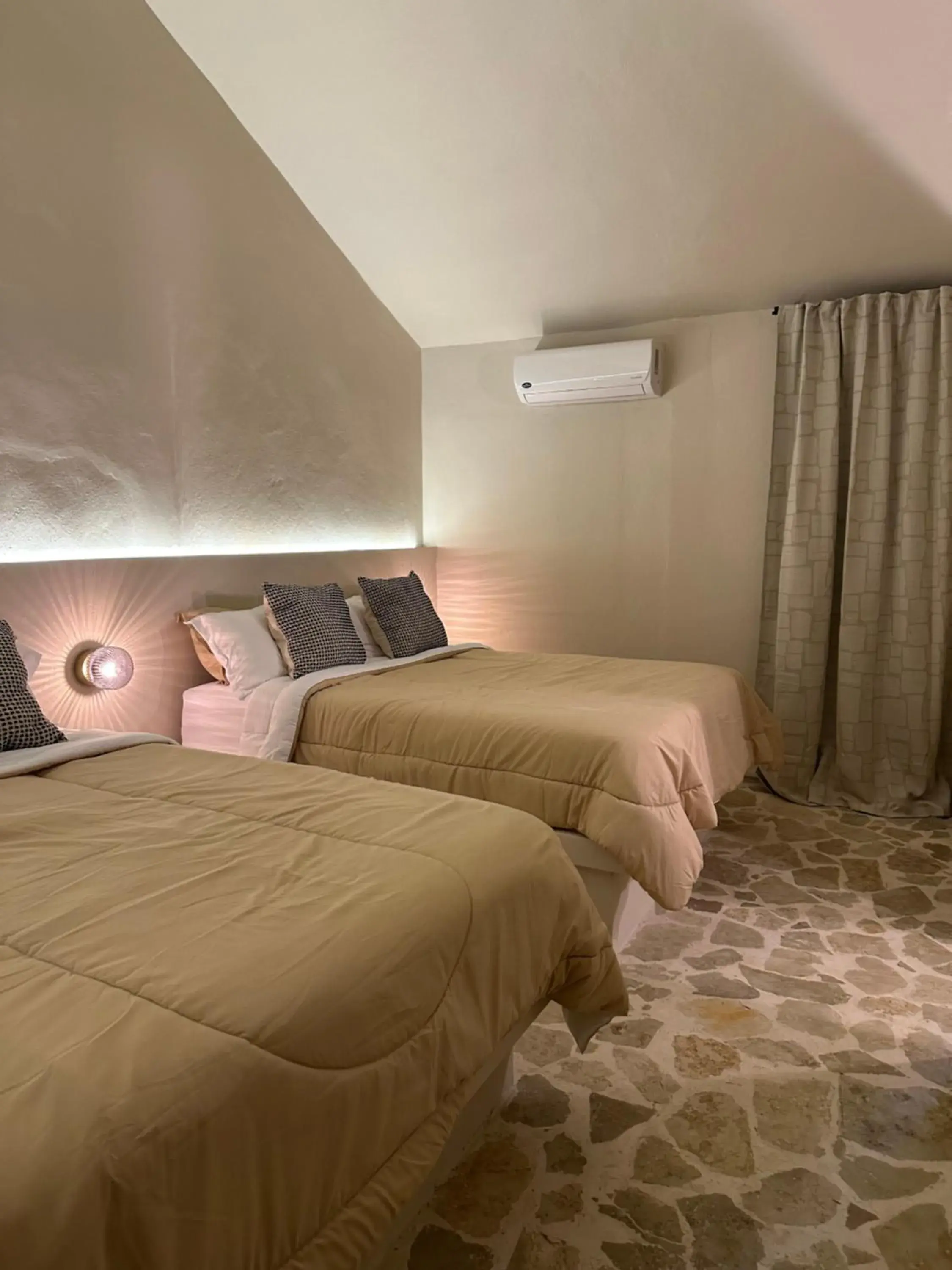 Quadruple Room with Balcony in El Rincon de Abi Quadruple Room with Balcony in El Rincon de Abi