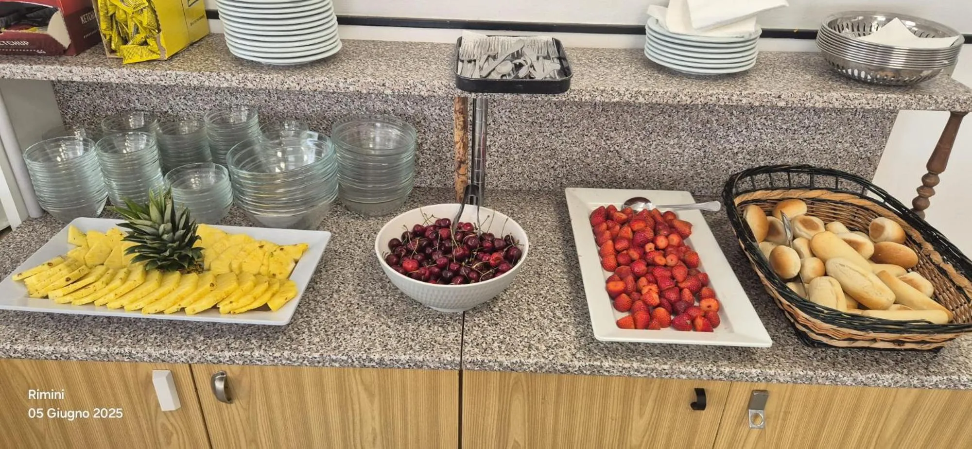 Restaurant/places to eat in Hotel Laika