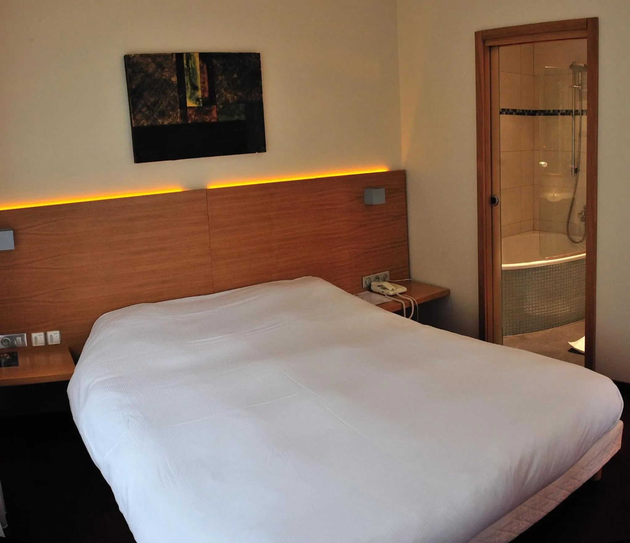 Bed in Hôtel Restaurant Logis Auberge Sundgovienne