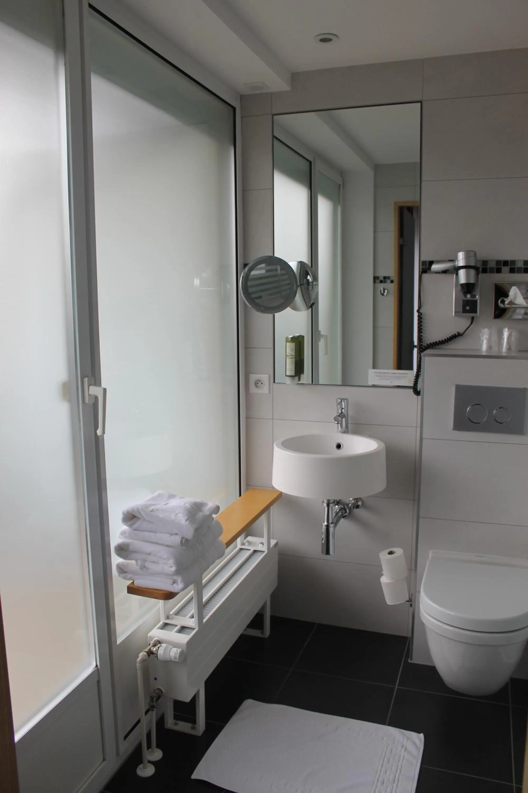 Bathroom in Hôtel Restaurant Logis Auberge Sundgovienne