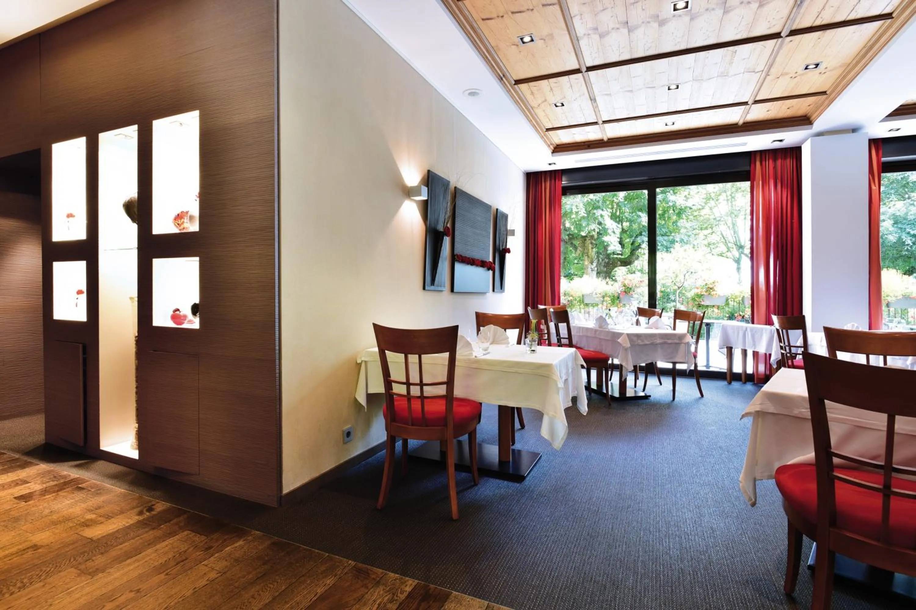 Restaurant/places to eat in Hôtel Restaurant Logis Auberge Sundgovienne