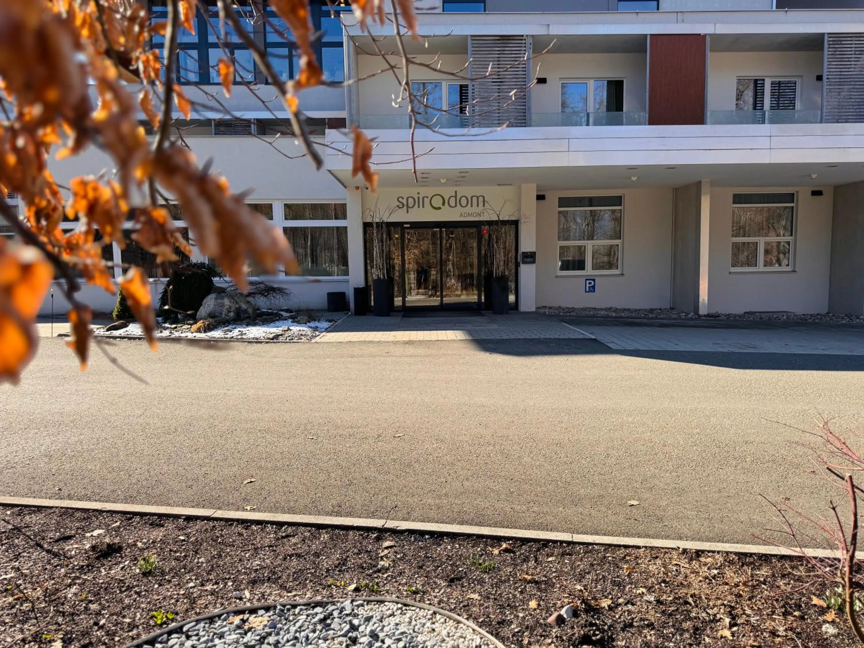 Property building in Hotel Spirodom