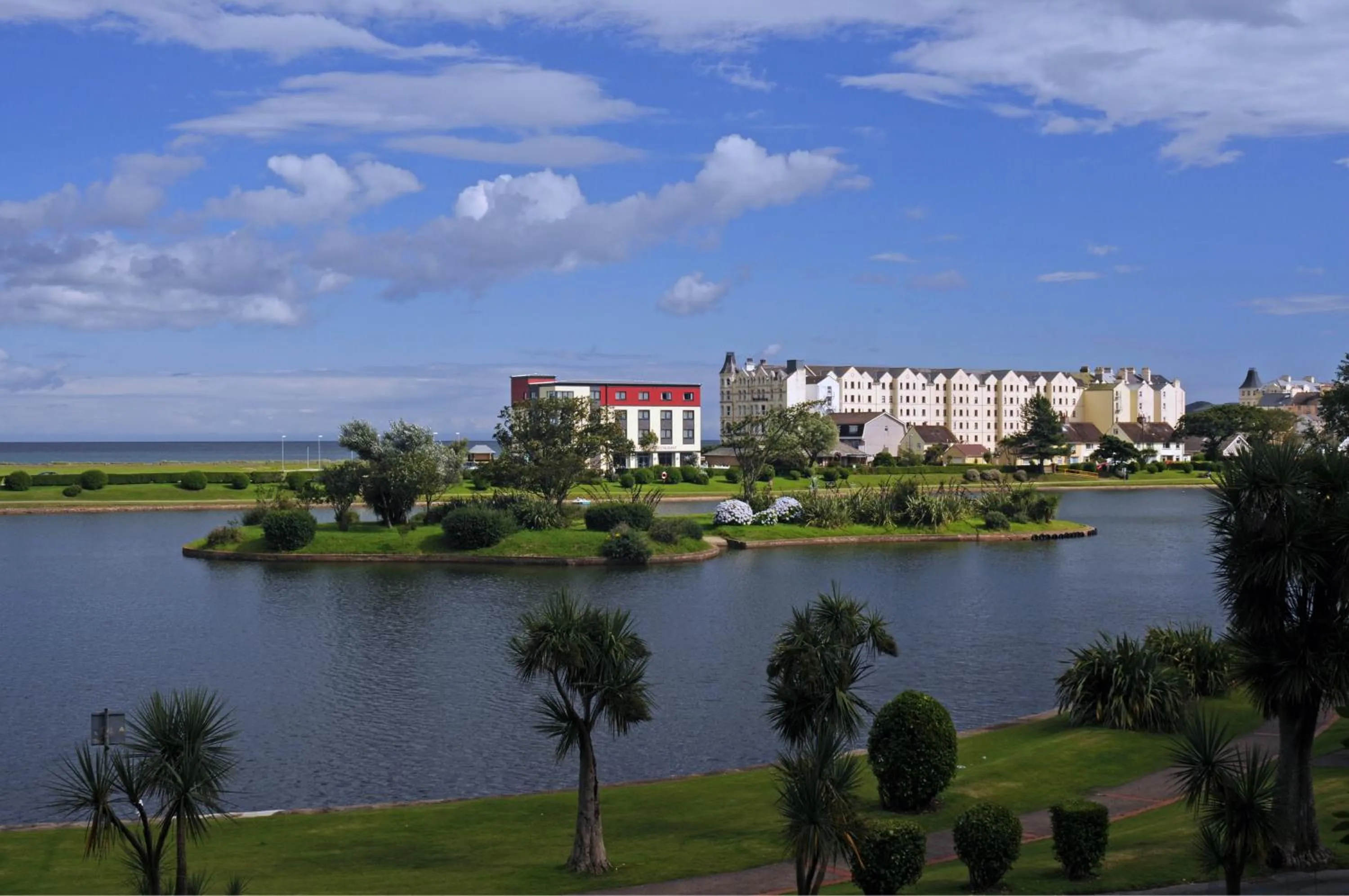 Lake view in Ramsey Park Hotel