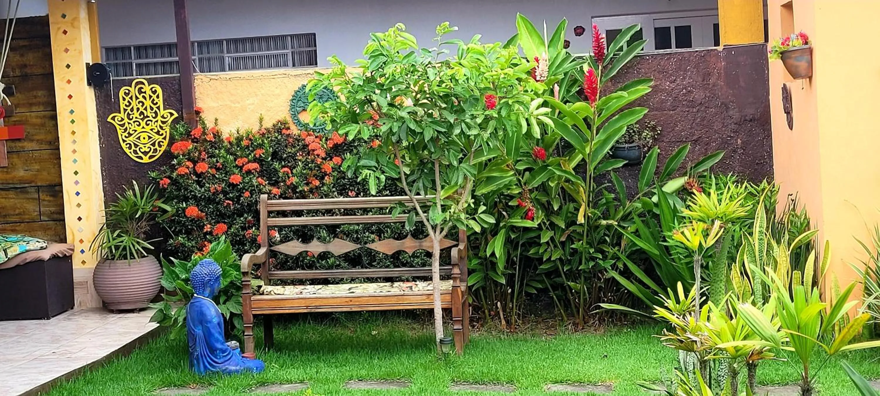 Pousada e SPA Shiva São Sebastião 200mts da praia