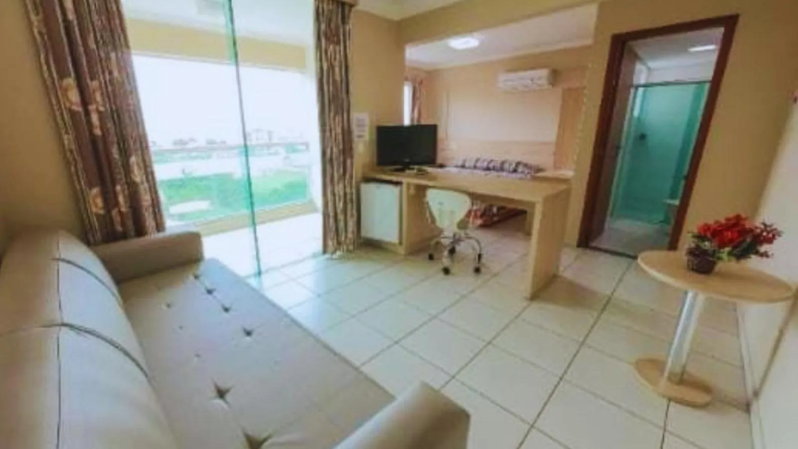 Photo of the whole room in Águas do Paranoá