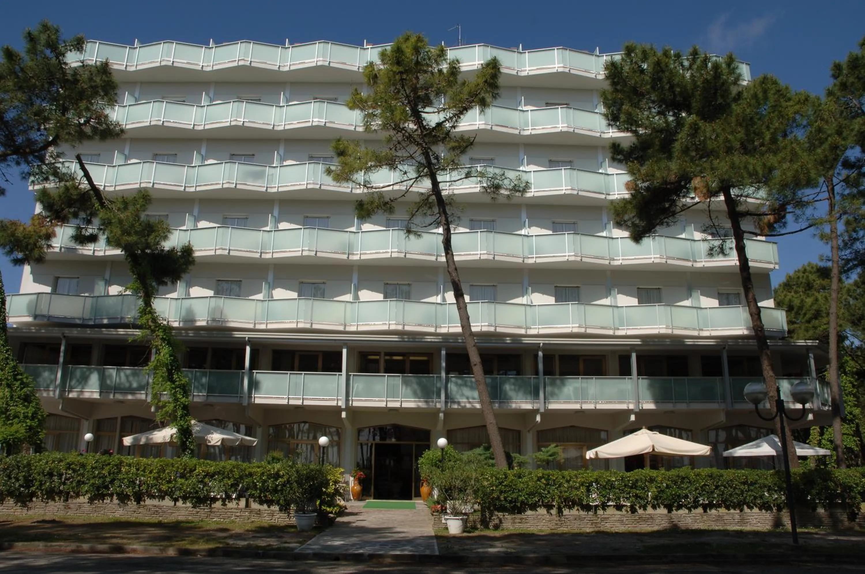 Facade/entrance in Hotel Sahara