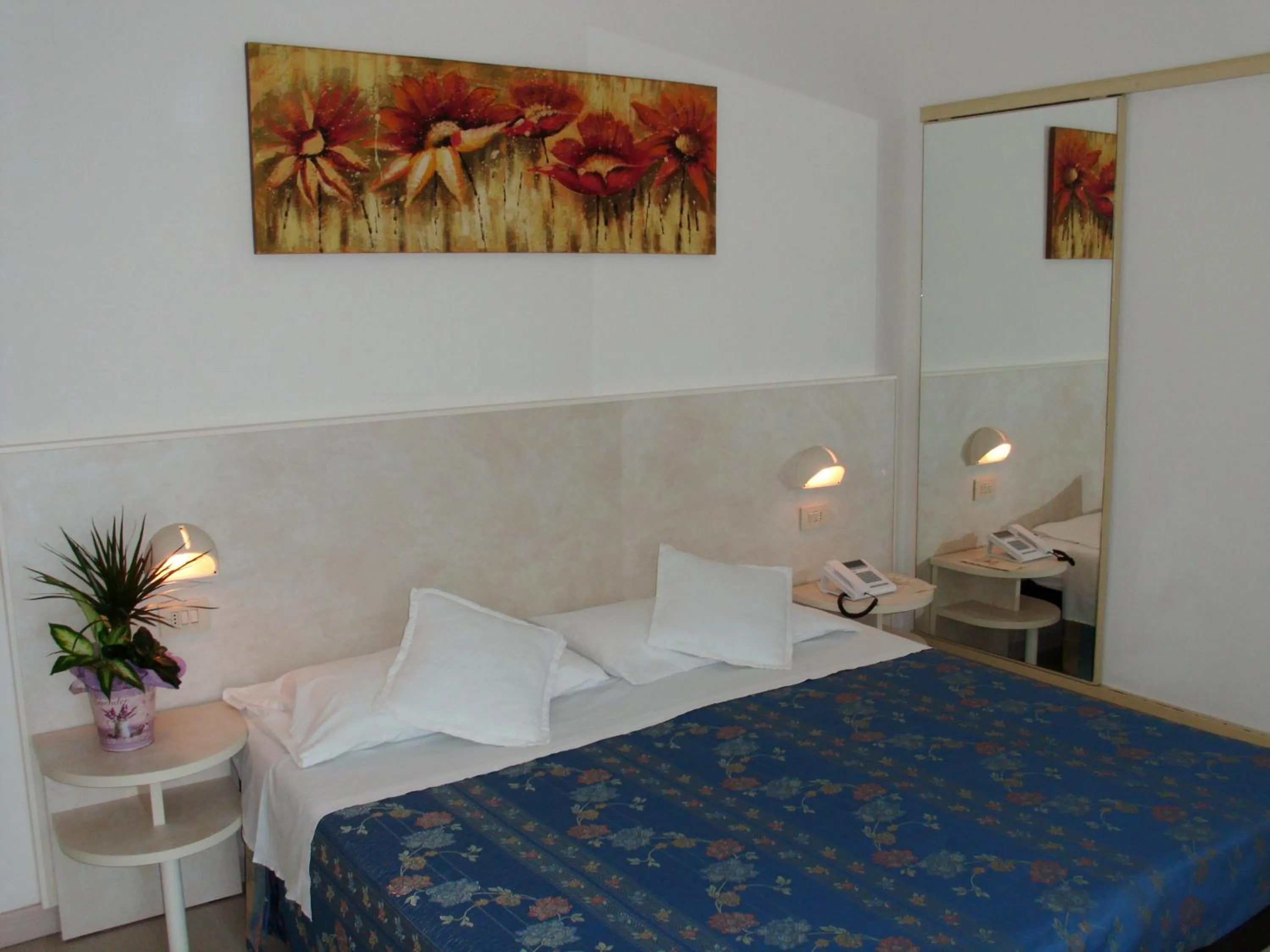 Decorative detail, Bed in Hotel Sahara