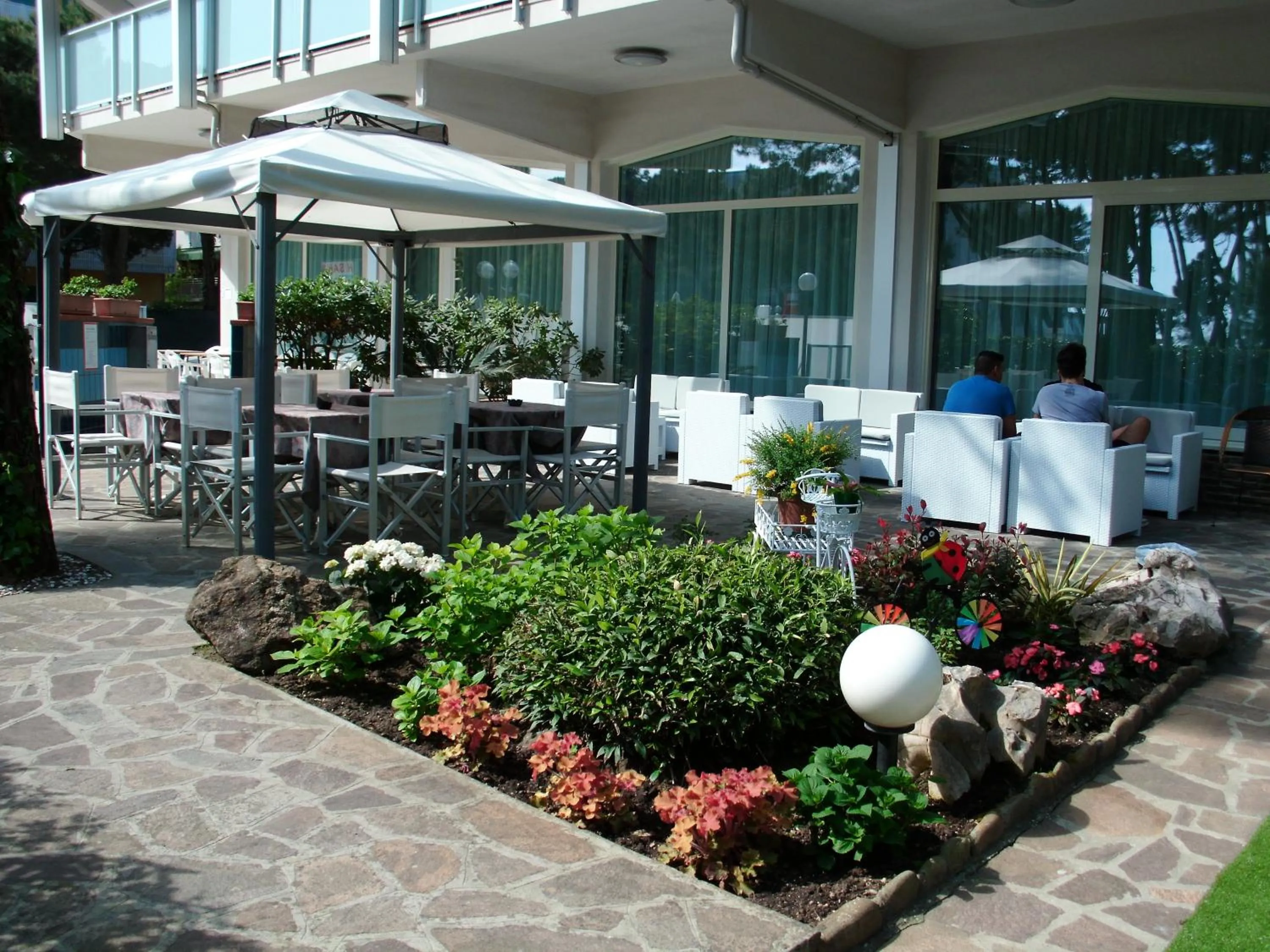 Facade/entrance in Hotel Sahara