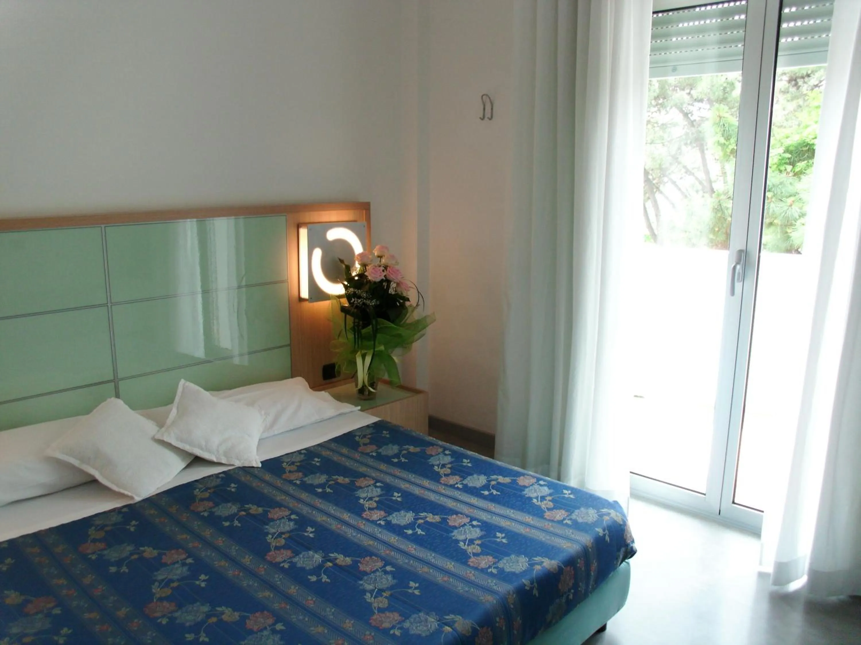 Decorative detail, Bed in Hotel Sahara