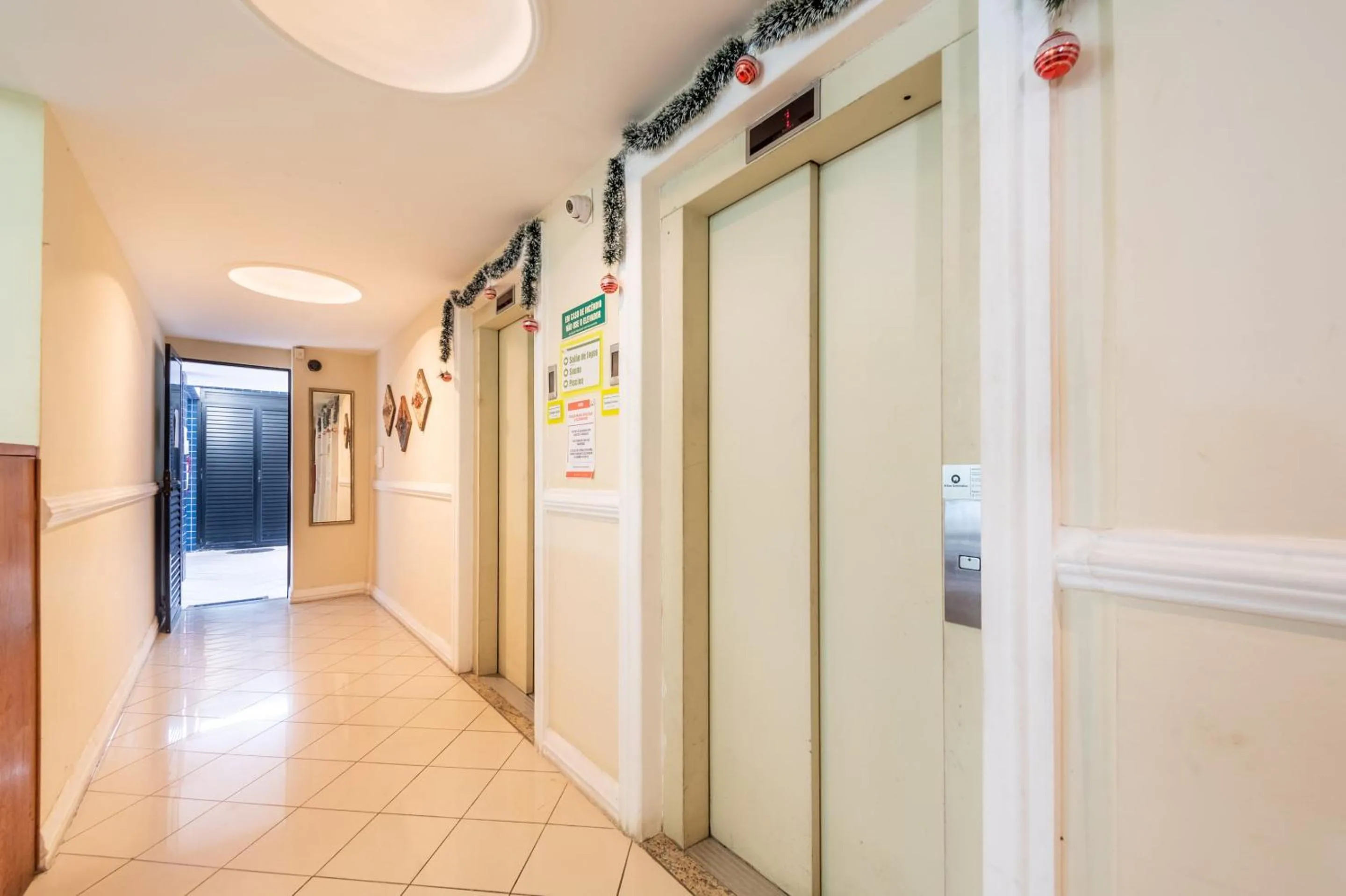 Lobby or reception in OYO Residencial Itacuruçá Apart Hotel, Mangaratiba