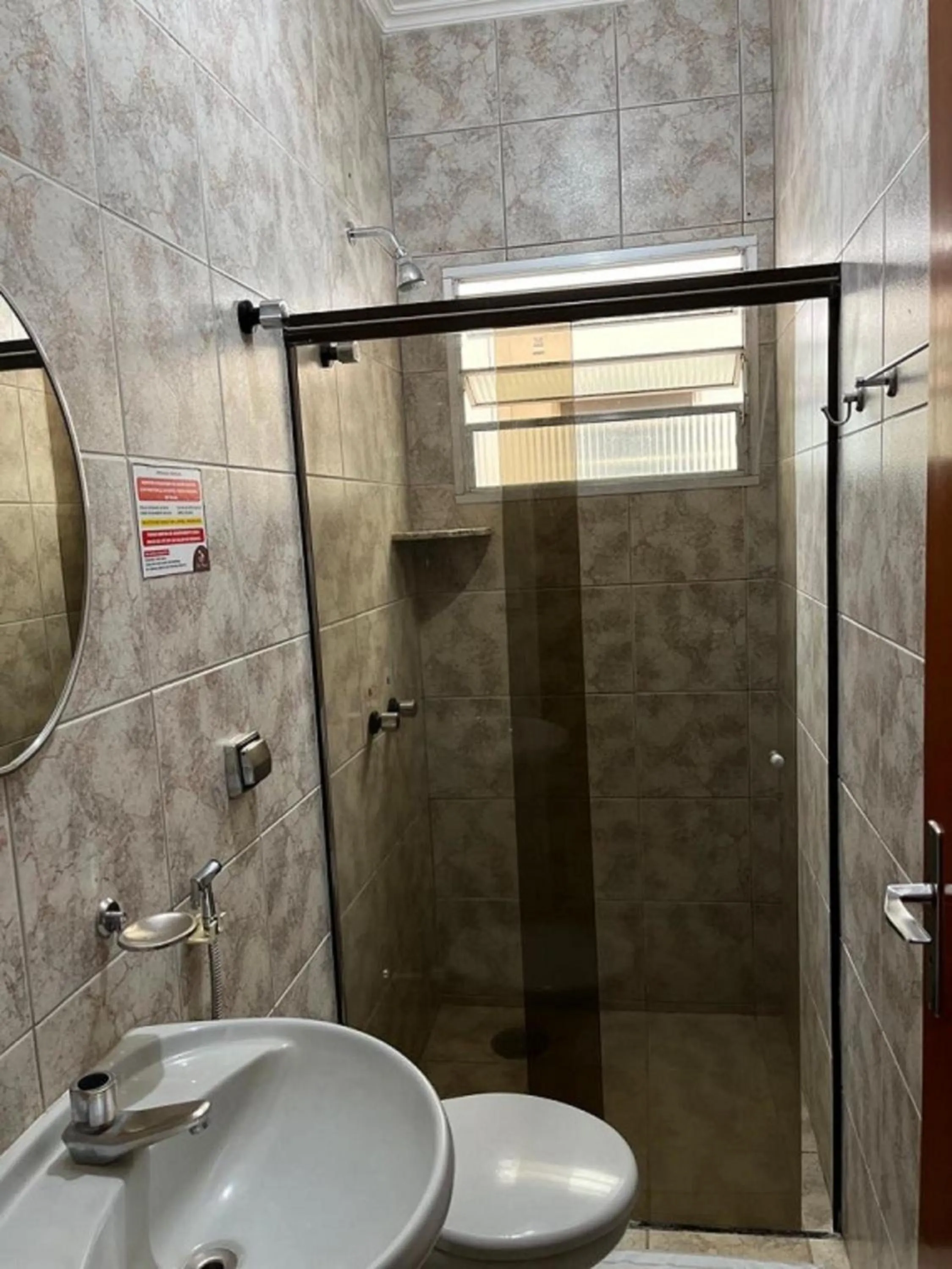 Shower in Hotel São Marcos Orlândia SP