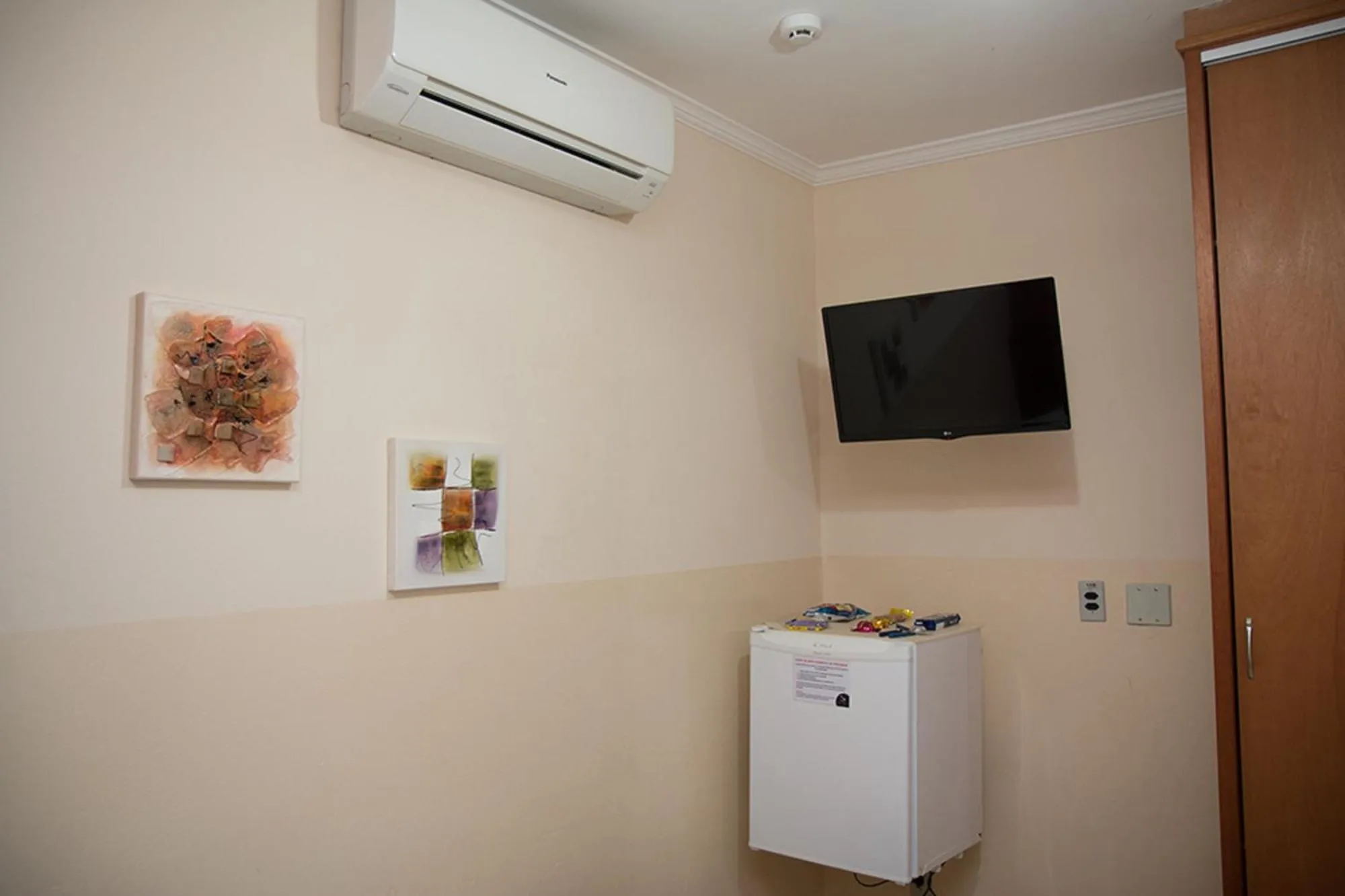 Photo of the whole room in Hotel São Marcos Orlândia SP