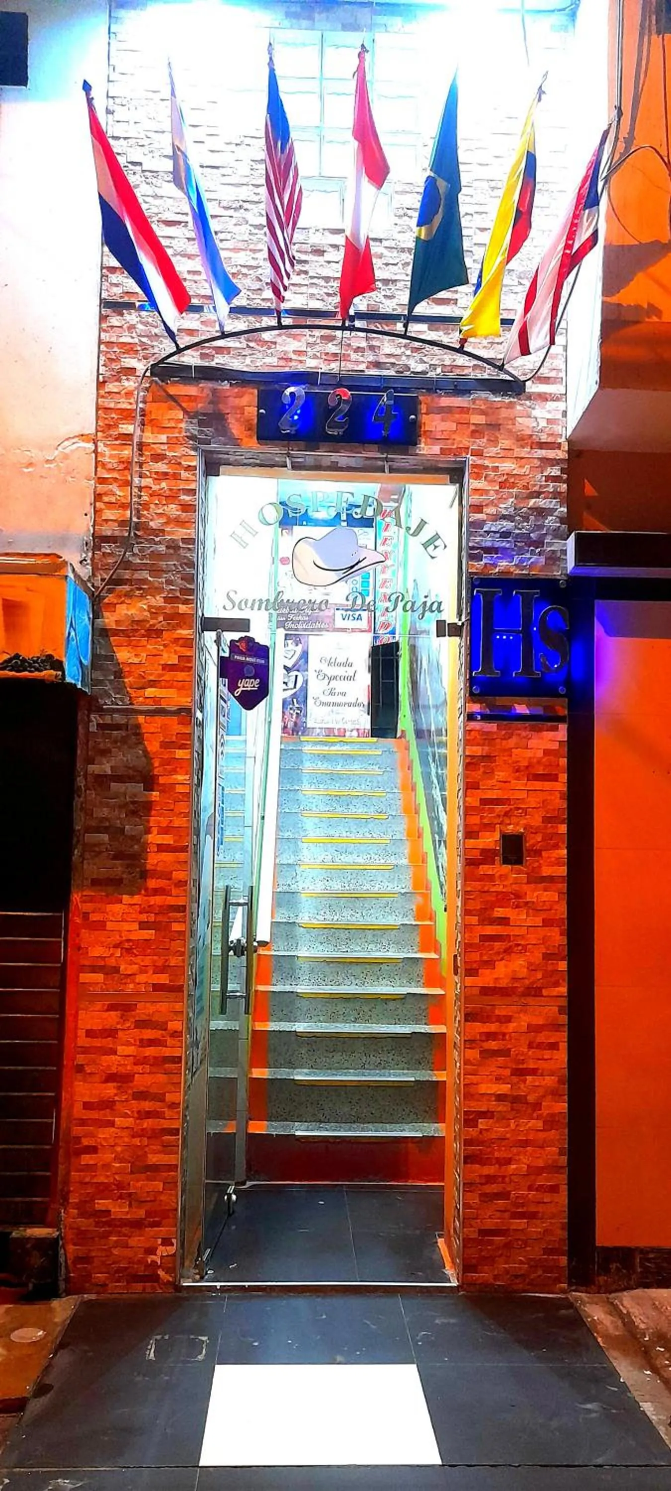 Facade/entrance in Sombrero de Paja