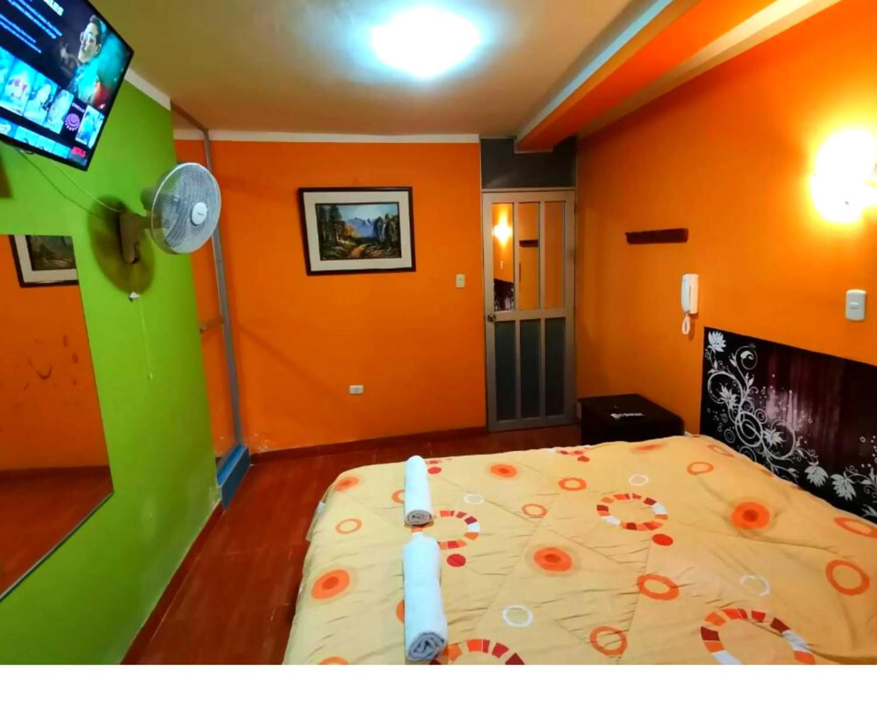 Bed in Sombrero de Paja
