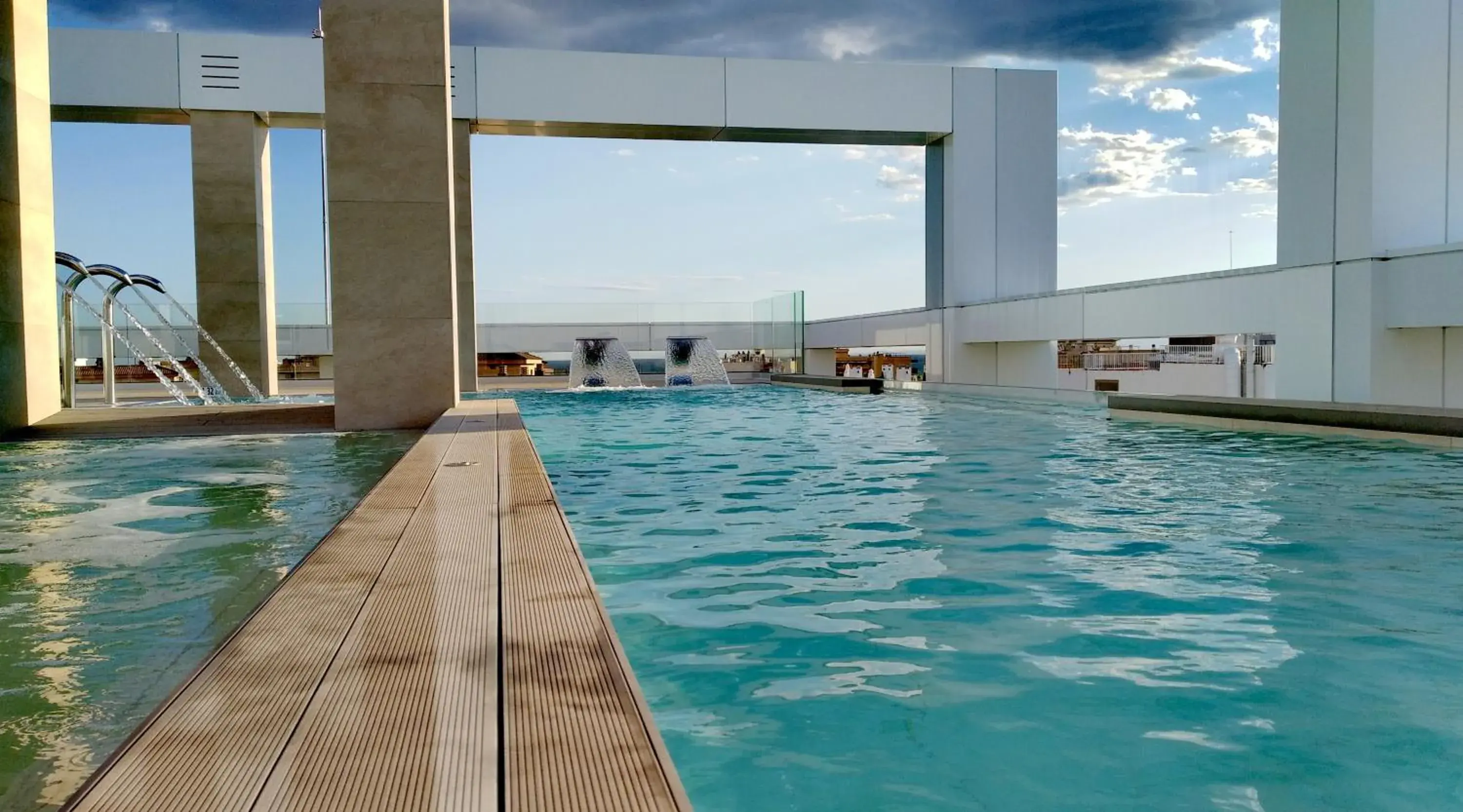 Swimming pool in Hotel Olympus Palace Swimming pool in Hotel Olympus Palace