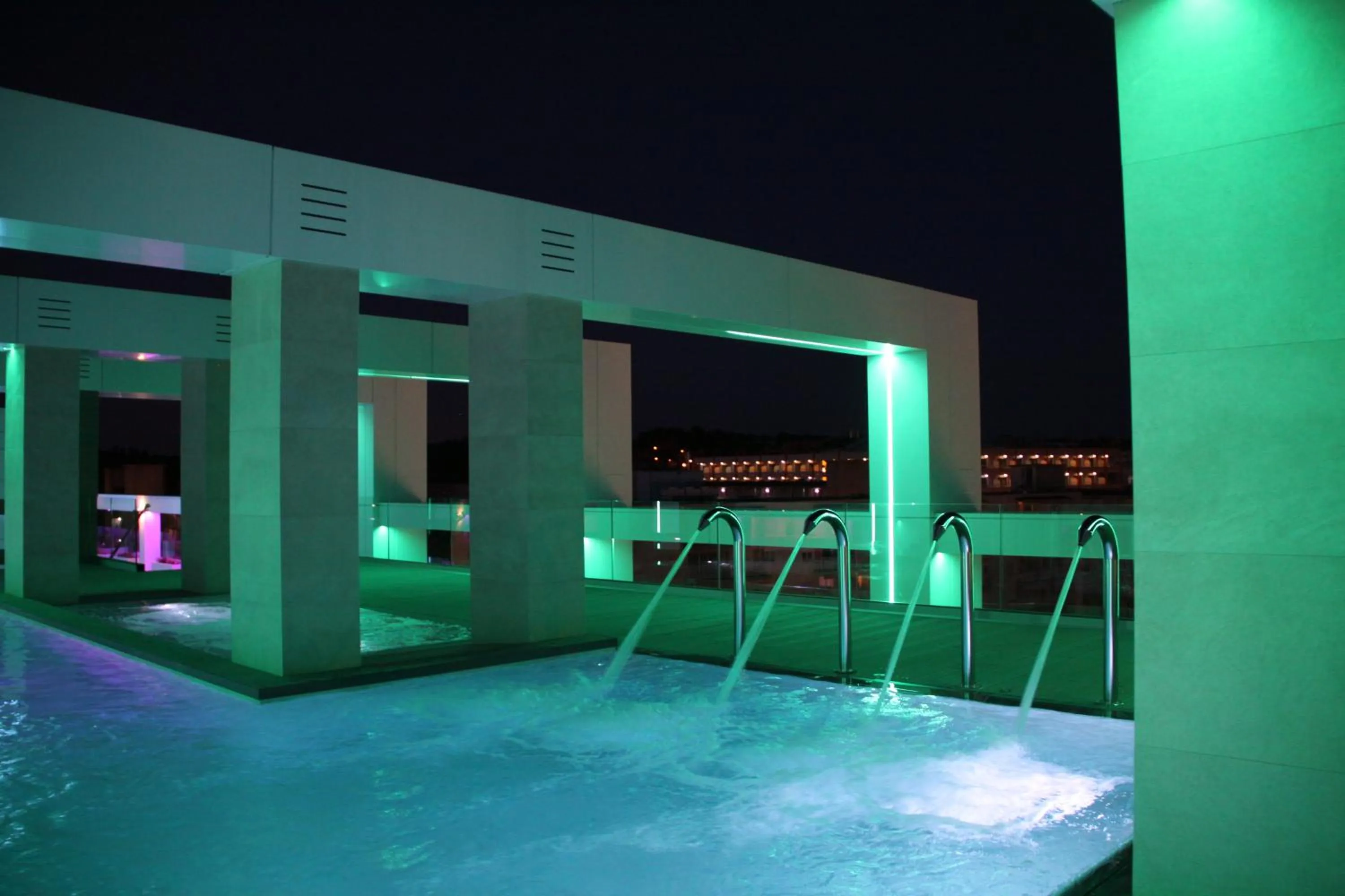 Swimming pool in Hotel Olympus Palace