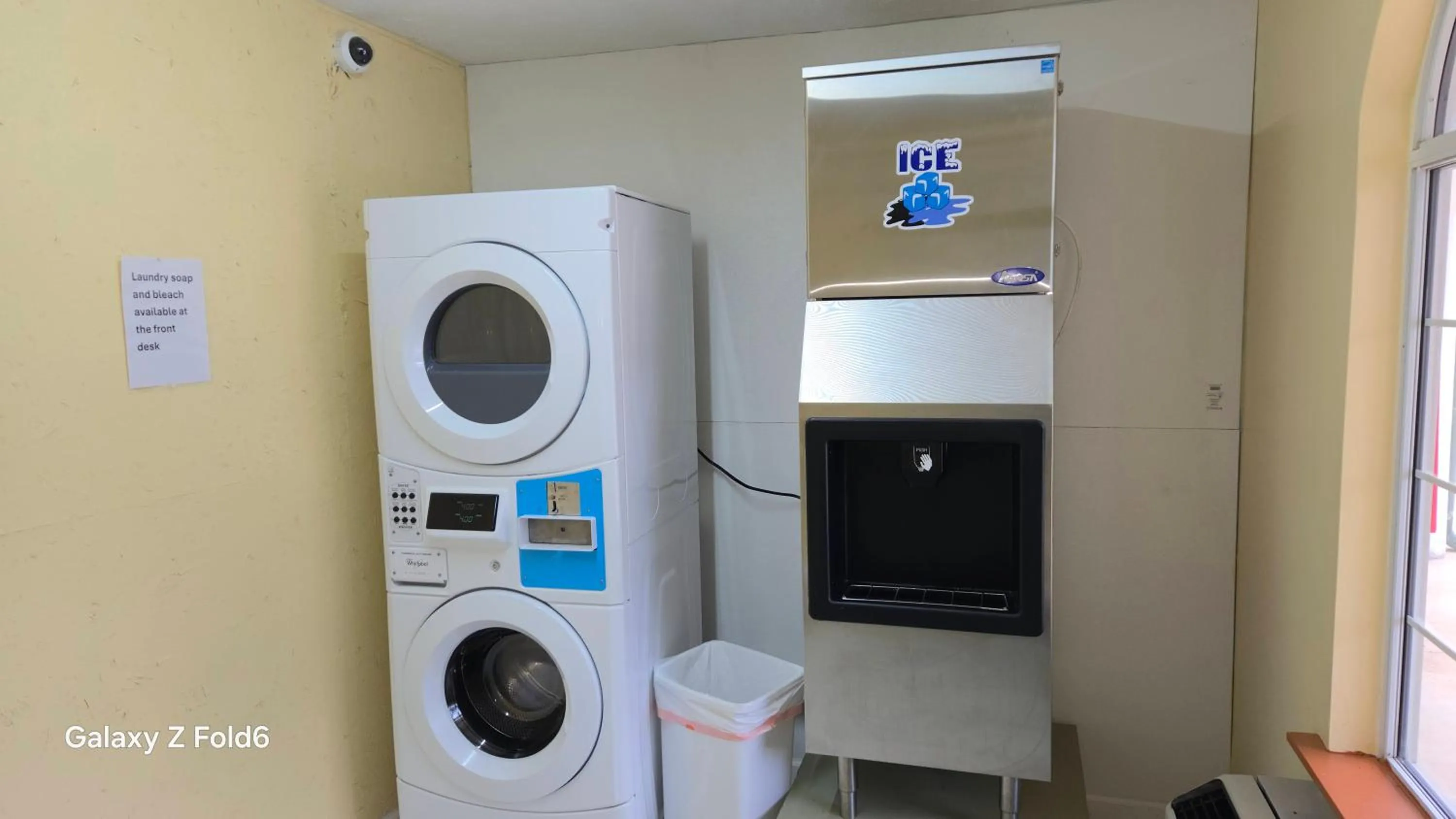 laundry in Americana Inn - Henderson