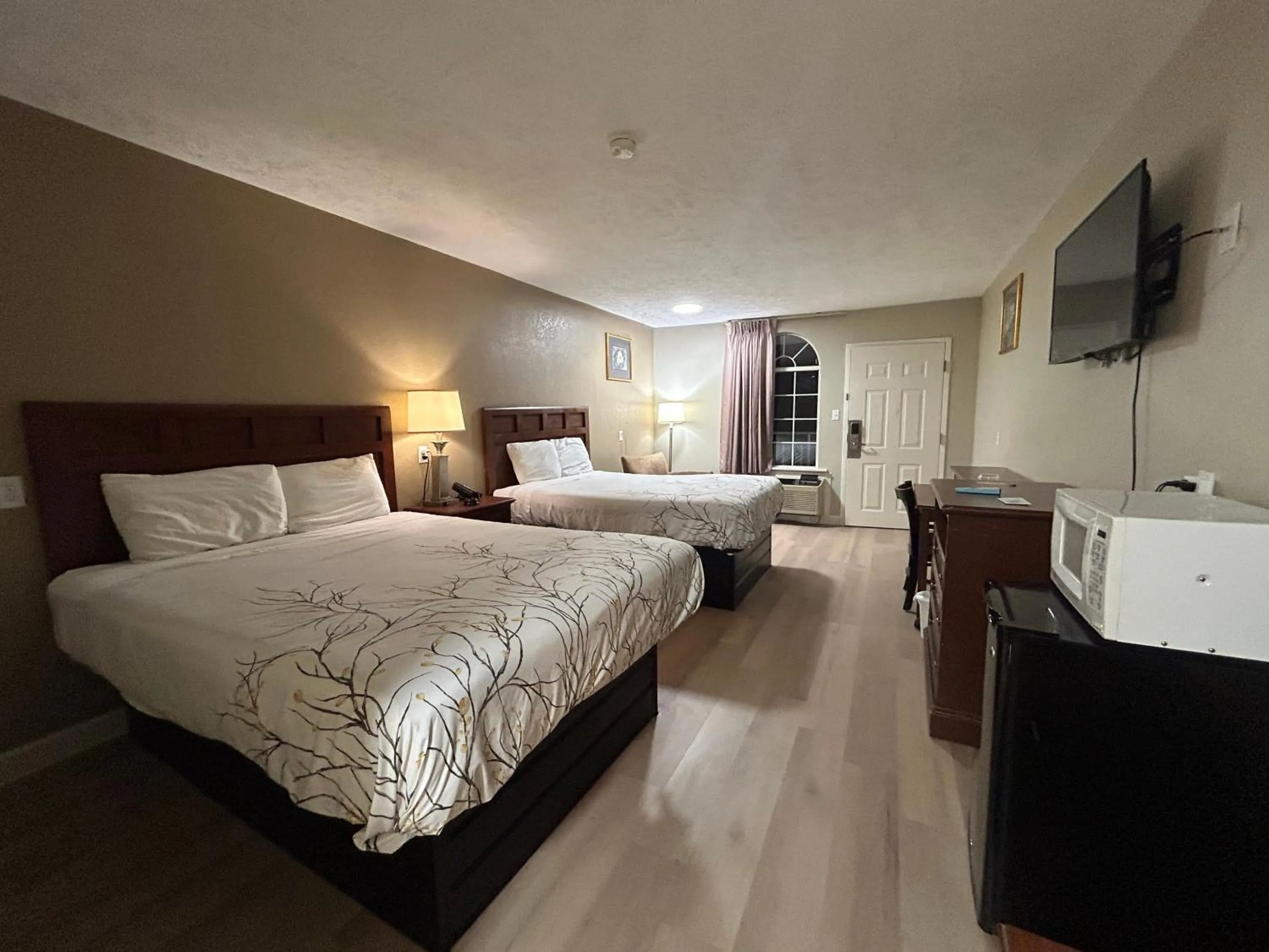 Bed in Americana Inn - Henderson