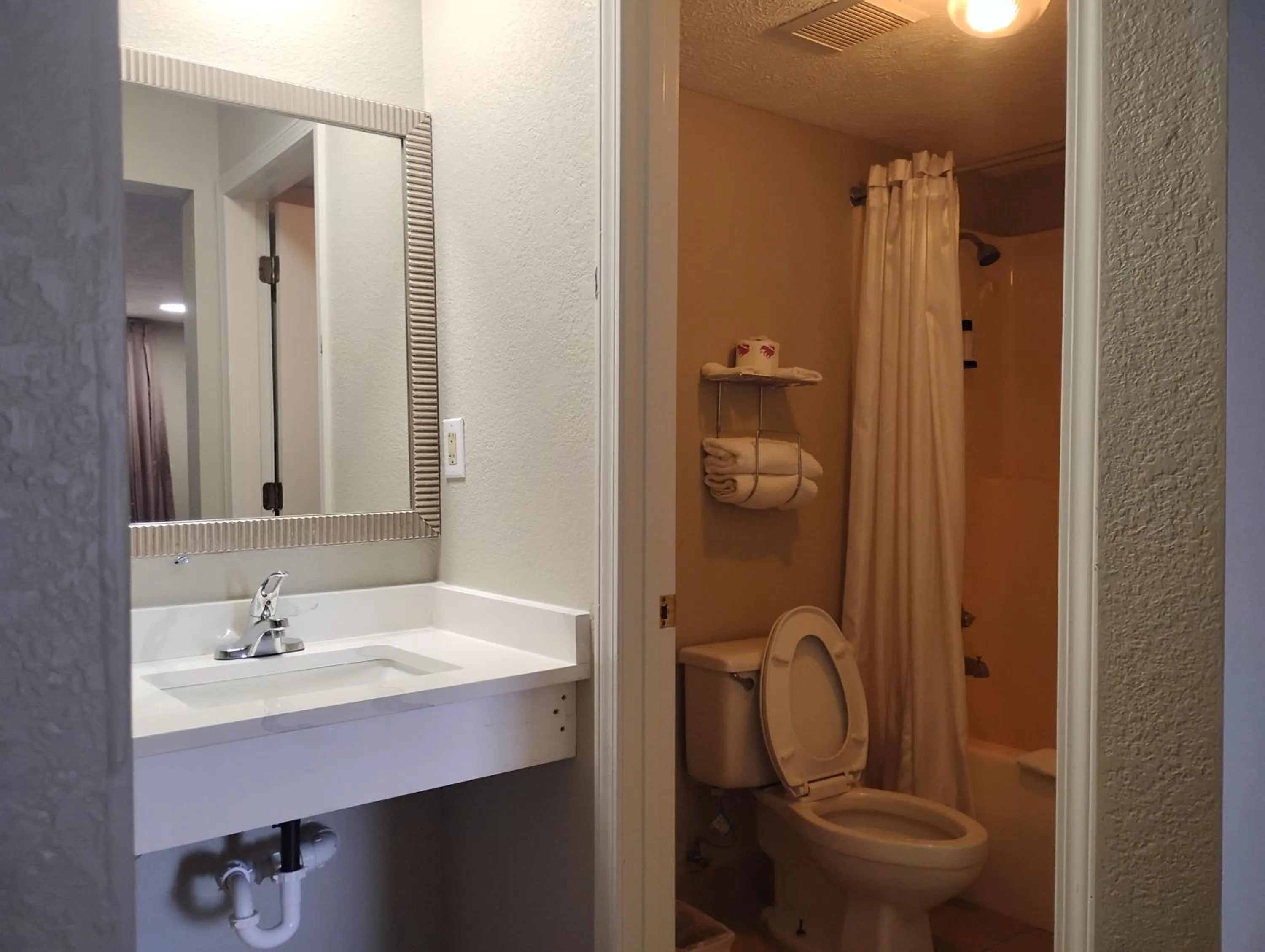 Americana Inn - Henderson