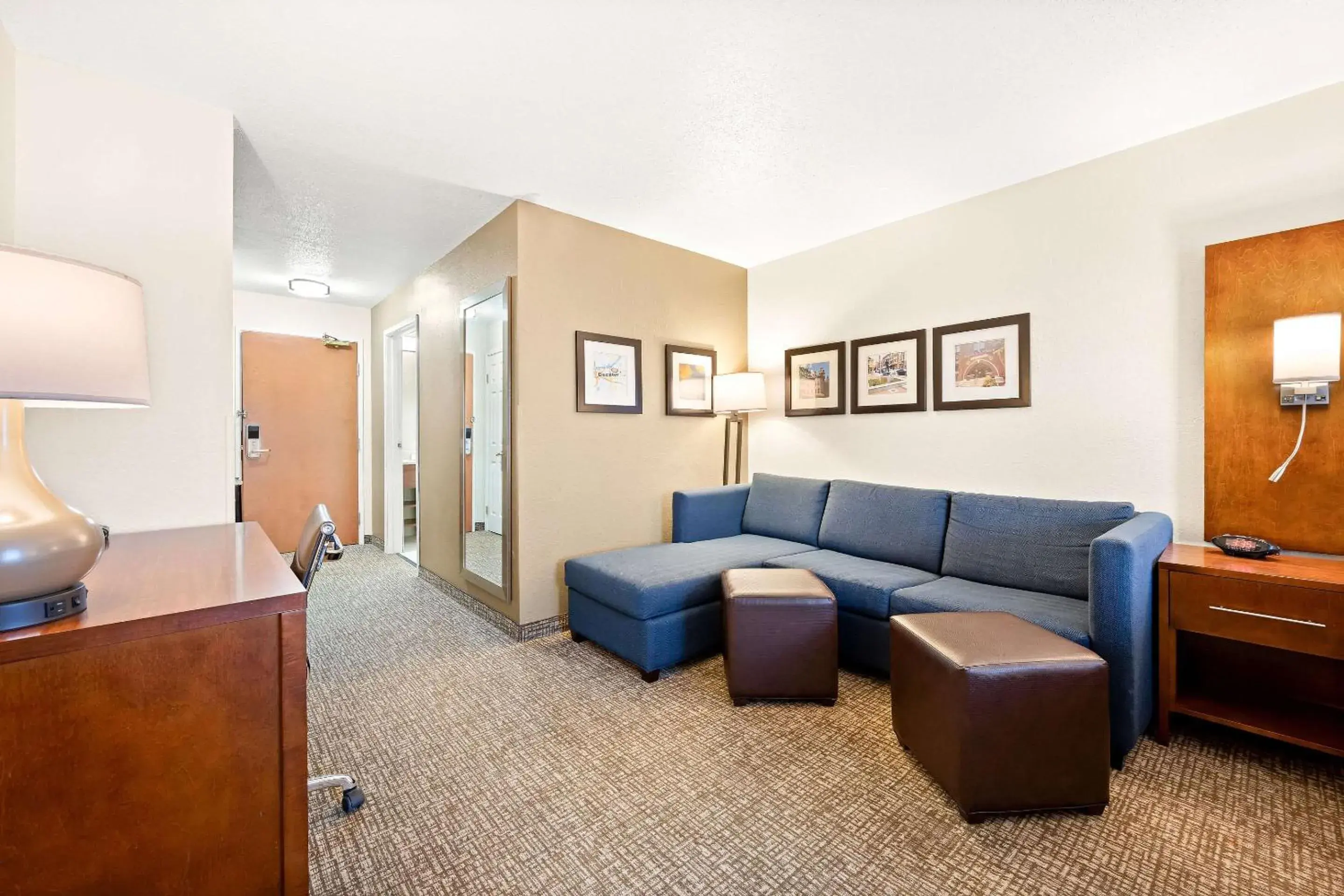 Bedroom in Comfort Inn & Suites Decatur-Forsyth Bedroom in Comfort Inn & Suites Decatur-Forsyth